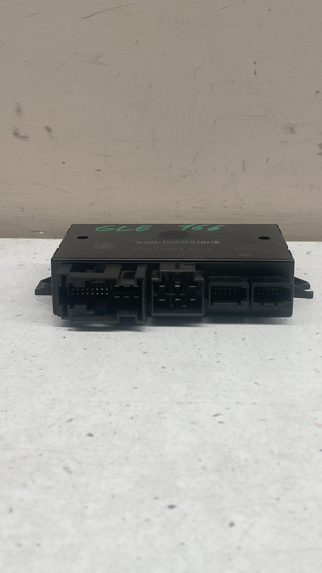 A1669008019 MERCEDES TOWBAR TRAILER MODULE CONTROL