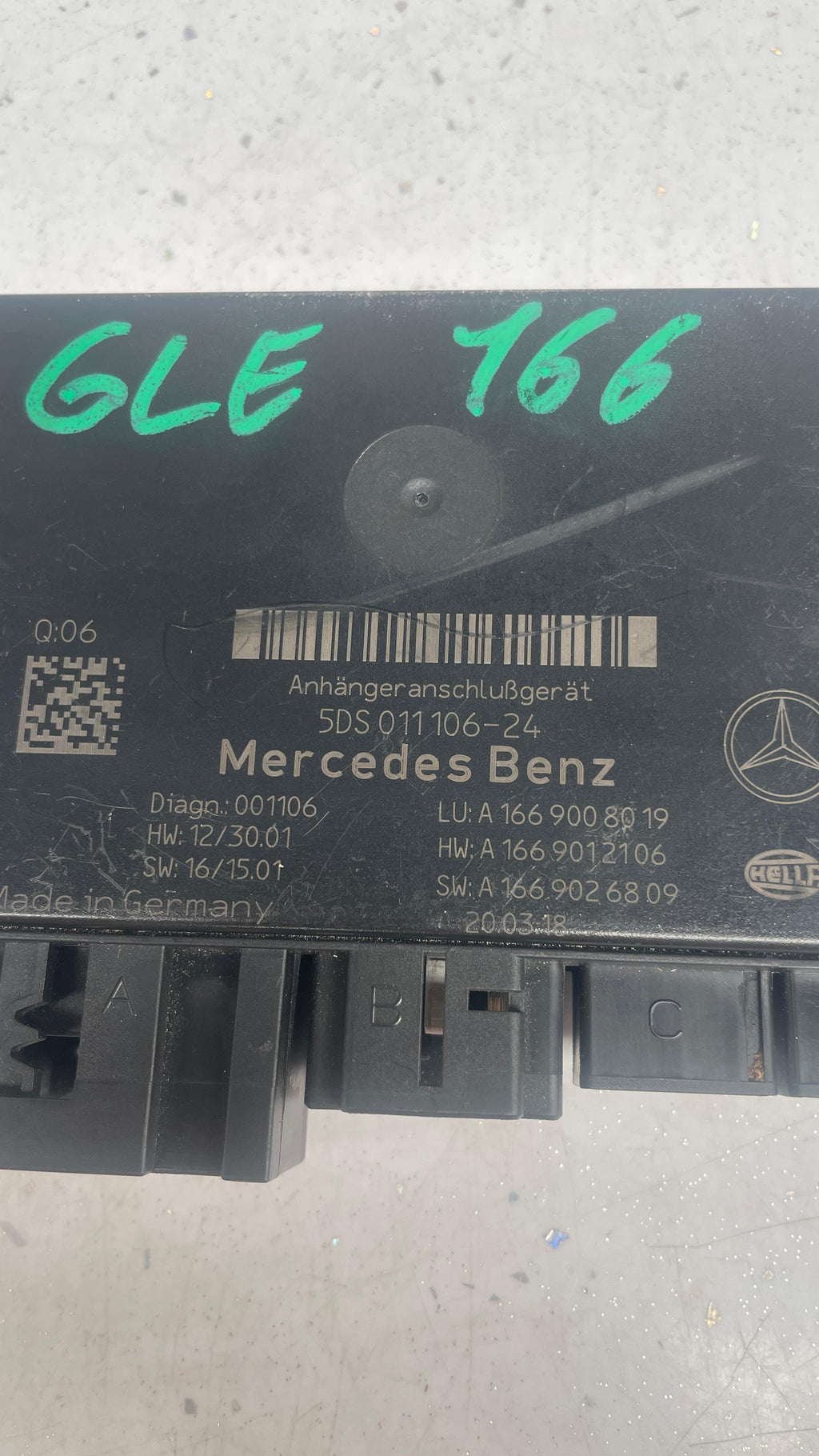 A1669008019 MERCEDES TOWBAR TRAILER MODULE CONTROL
