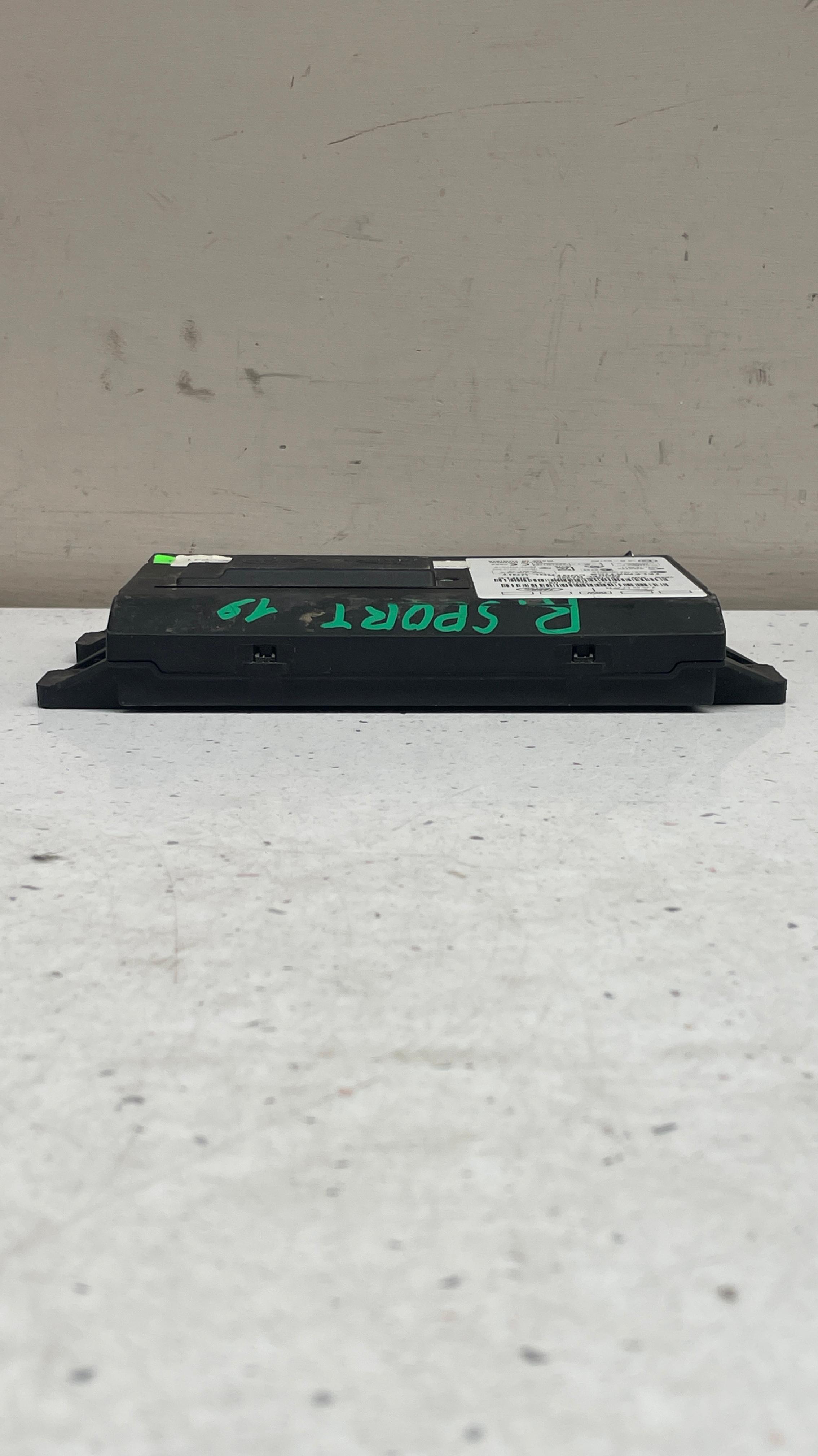 DPLA-70718-NX   LAND ROVER  TELEMATICS CONTROL