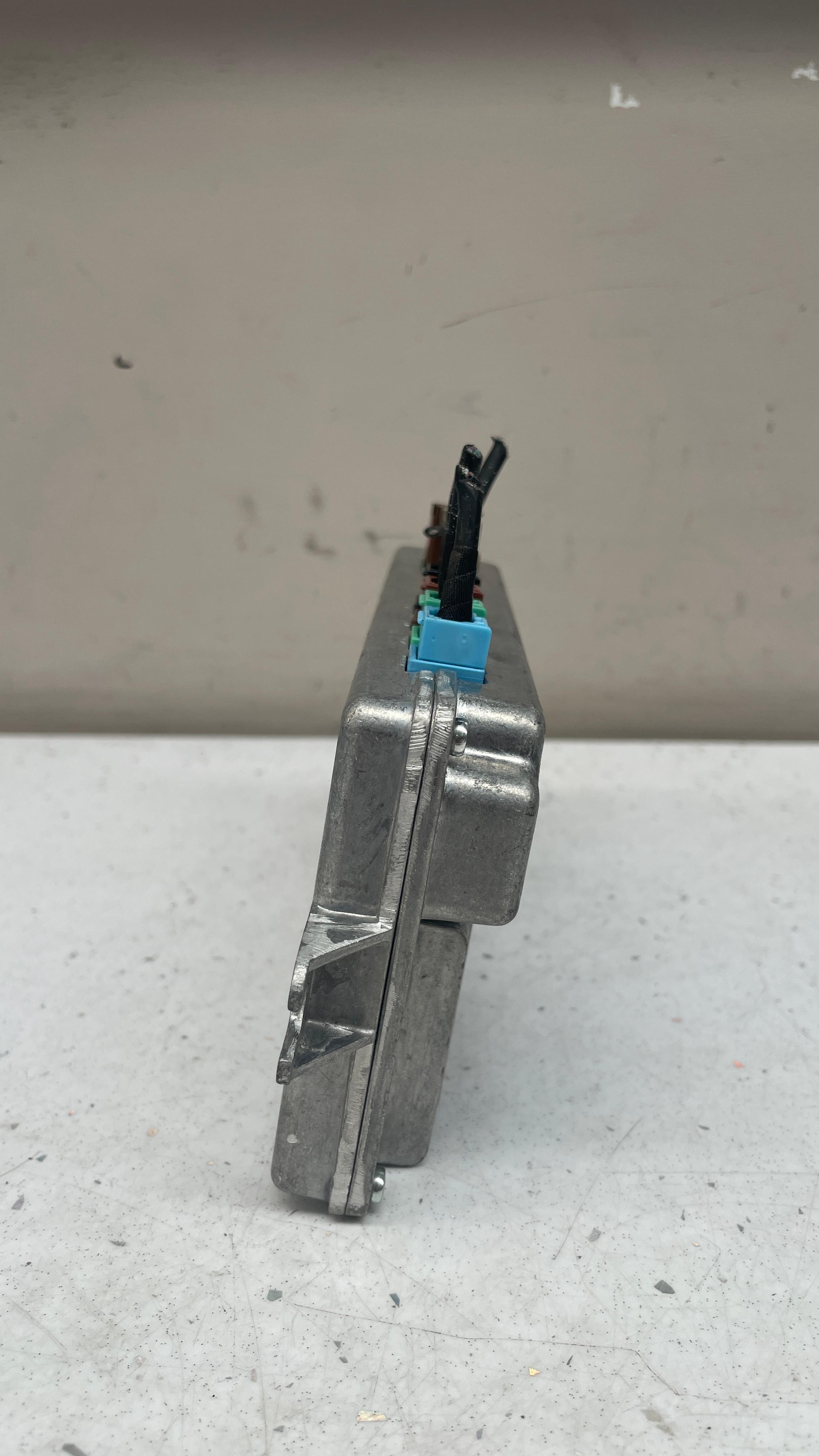 FW93-14F026-BM LAND ROVER SURROUND CAMERA CONTROL