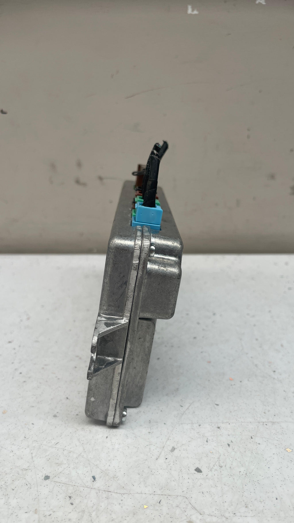 FW93-14F026-BM LAND ROVER SURROUND CAMERA CONTROL