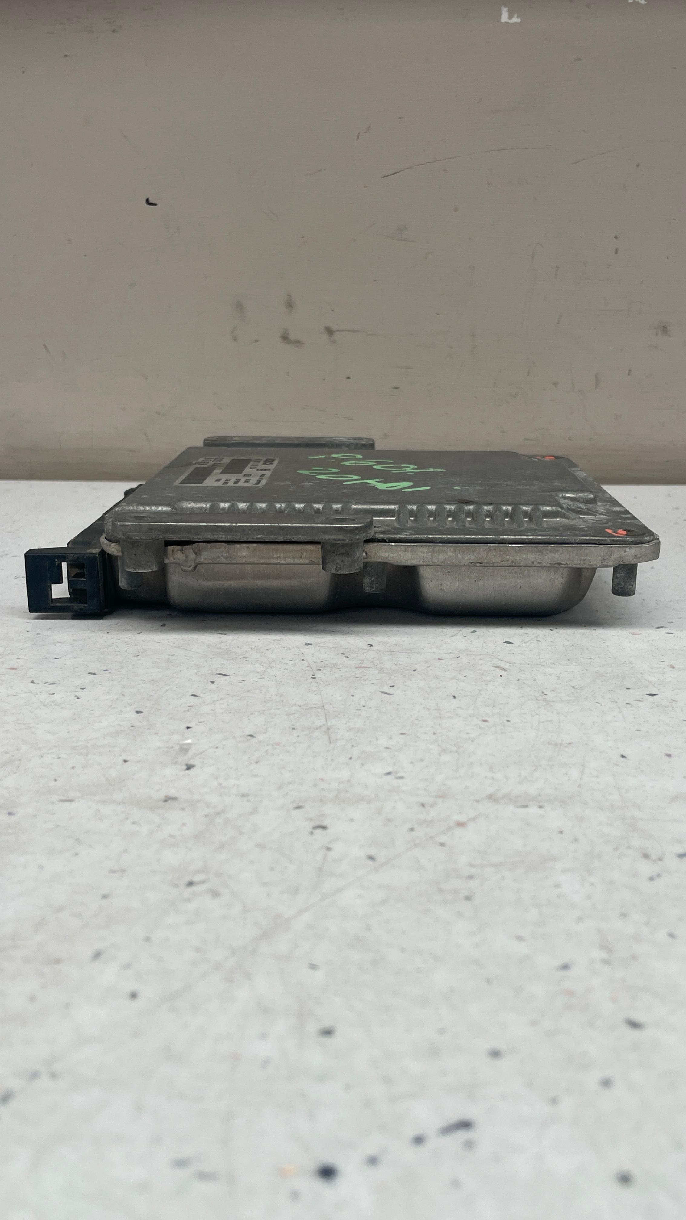 0281010934 PEUGEOT ECU ENGINE CONTROL