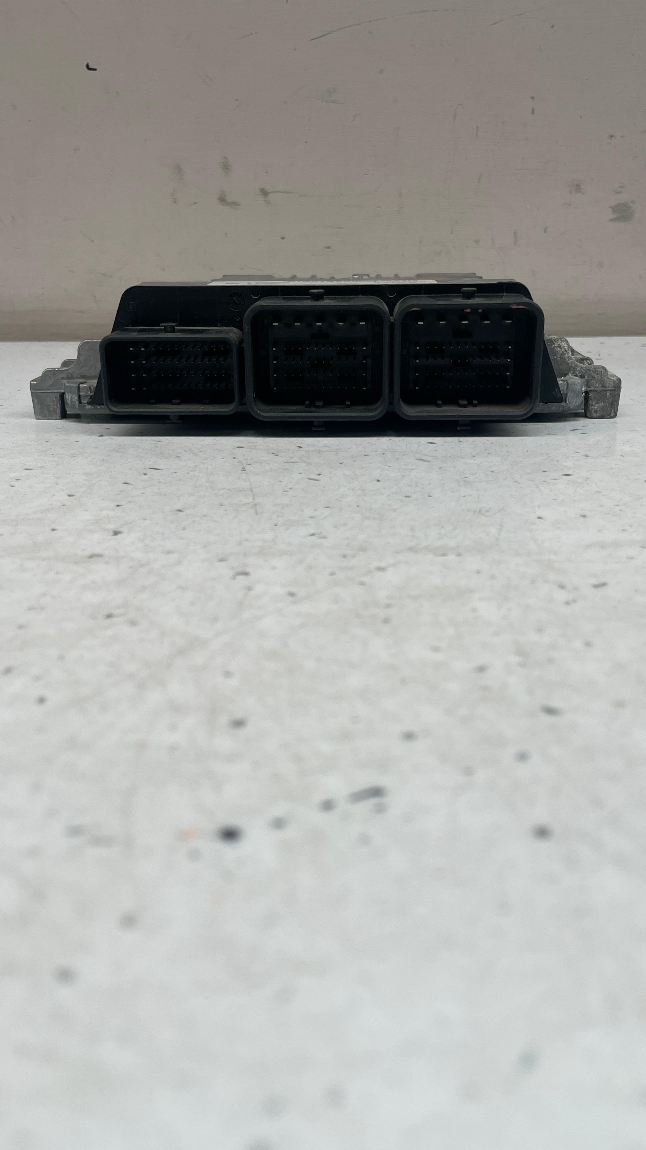 S180133061B FORD ECU ENGINE CONTROL