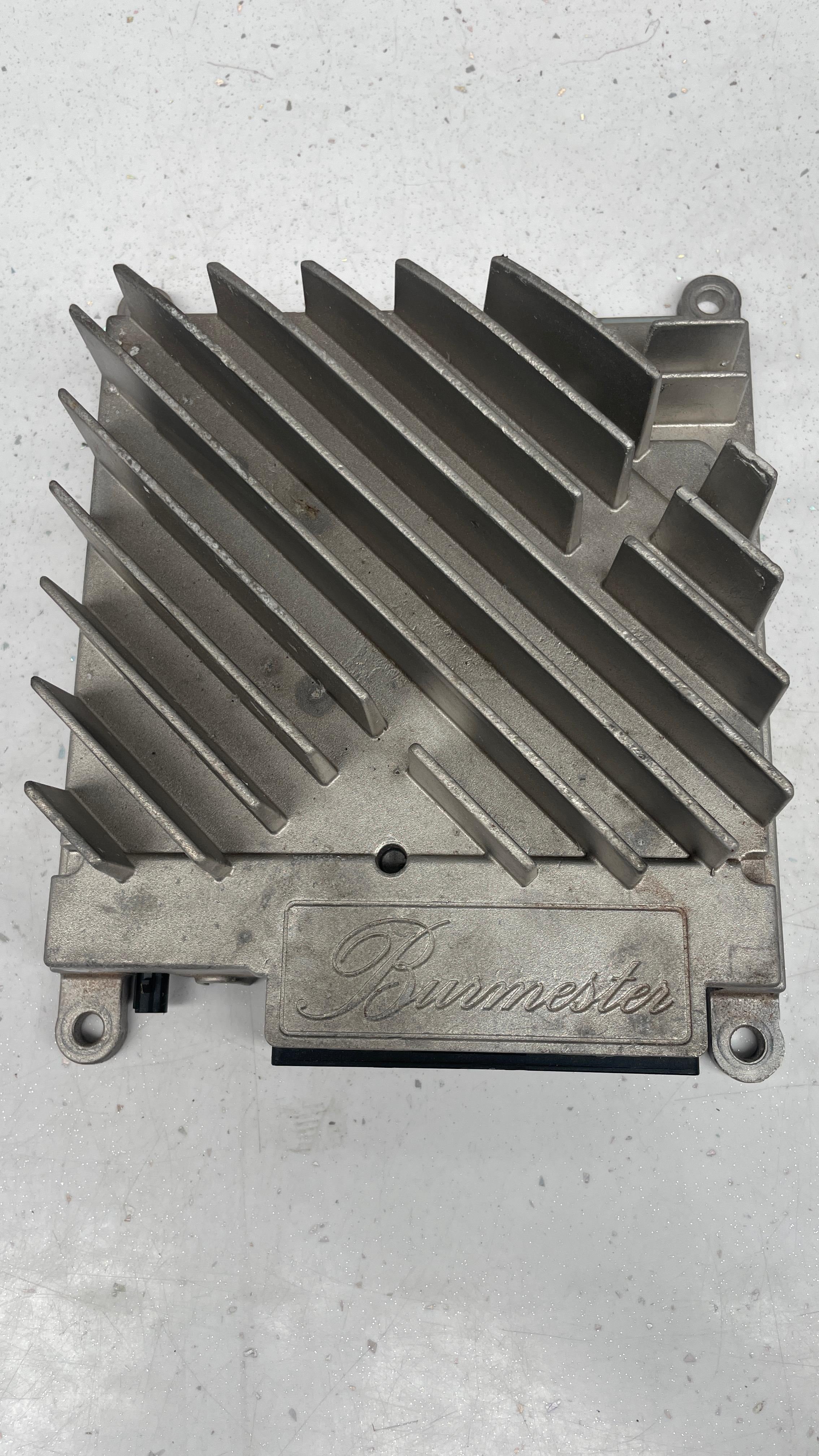 A1679002114 MERCEDES AUDIO AMPLIFIER CONTROL