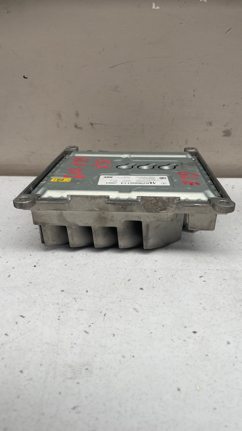 A1679002114 MERCEDES AUDIO AMPLIFIER CONTROL