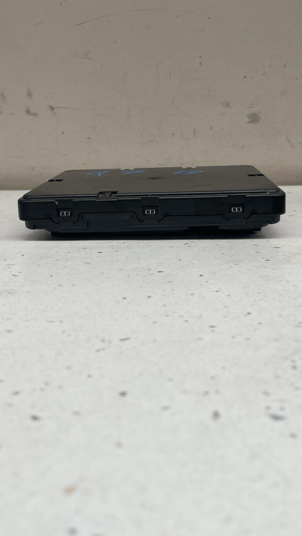 8W0907064DD  AUDI Q7 4M BCM2 BODY CONTROL MODULE