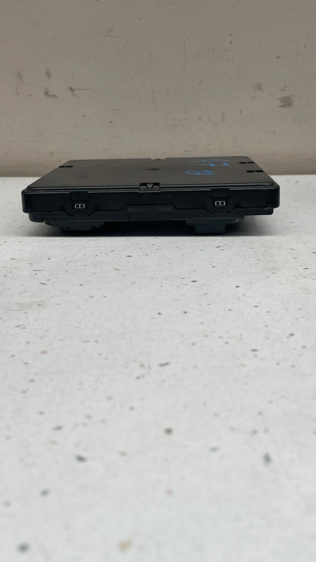 8W0907064DD  AUDI Q7 4M BCM2 BODY CONTROL MODULE
