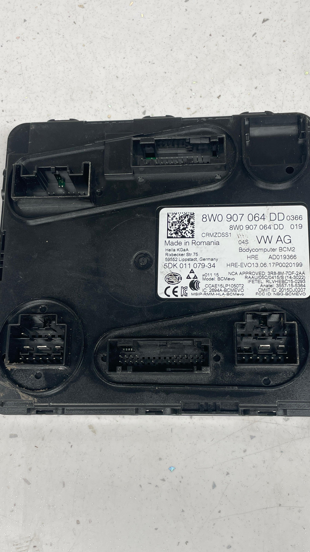 8W0907064DD  AUDI Q7 4M BCM2 BODY CONTROL MODULE