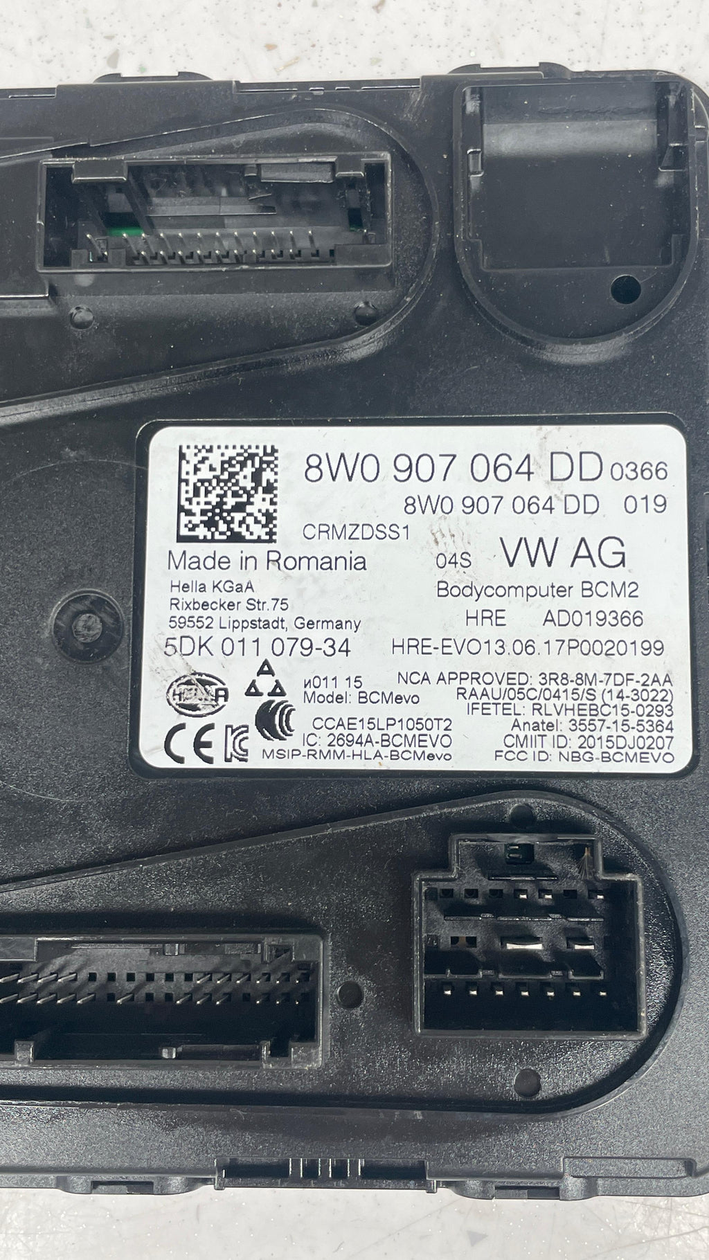 8W0907064DD  AUDI Q7 4M BCM2 BODY CONTROL MODULE