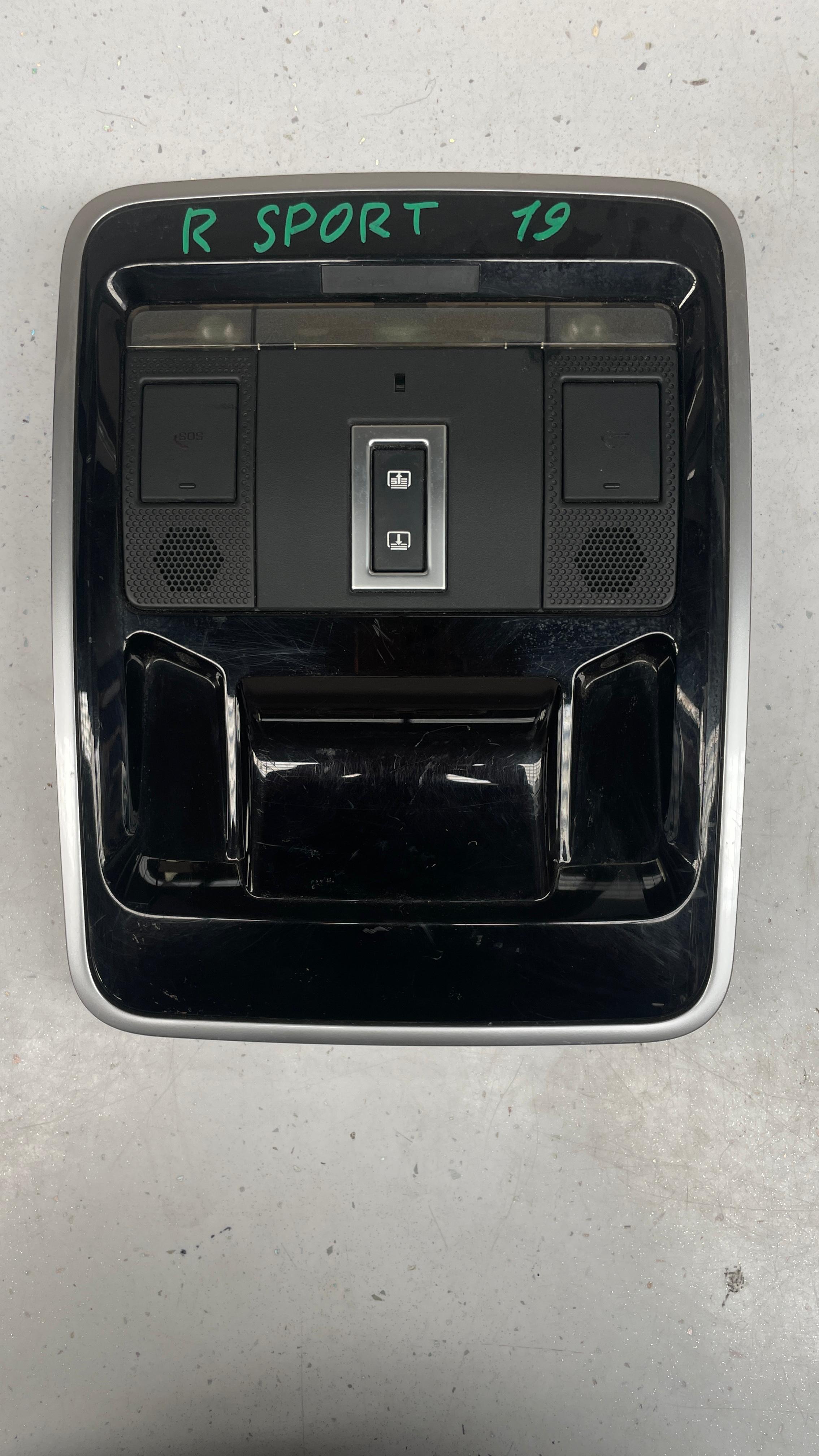 EPLA-15K609-AA LAND ROVER OVERHEAD PANEL