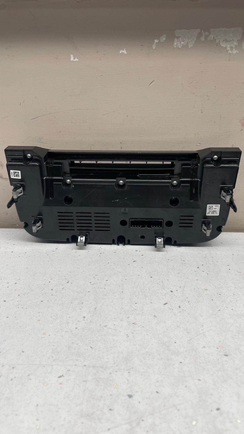 JK83-18C858-FB LAND ROVER CLIMATE CONTROL PANEL