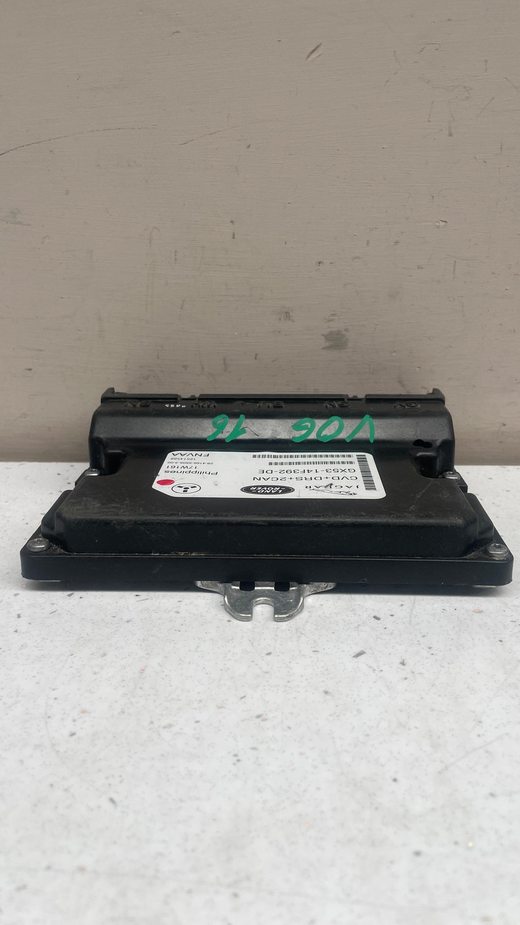 GX53-14F392-DE LAND ROVER BODY CONTROL MODULE