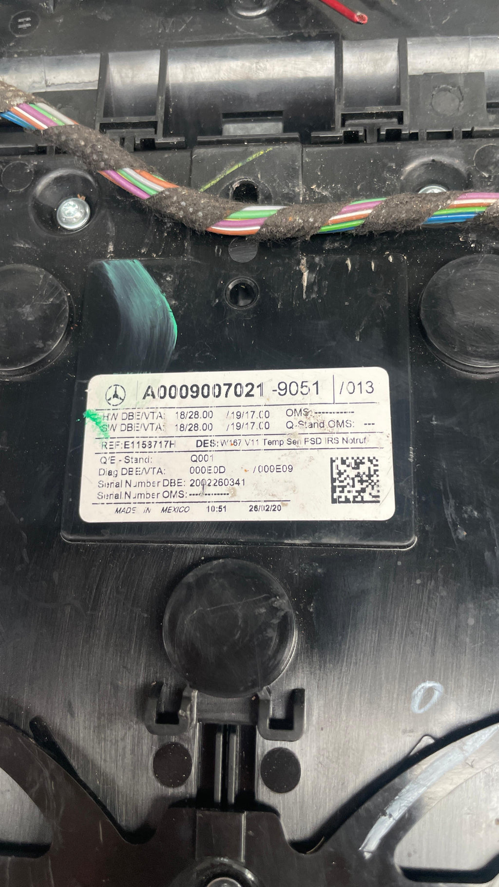 A0009007021 MERCEDES OVERHEAD LAMP INTERIOR LIGHT