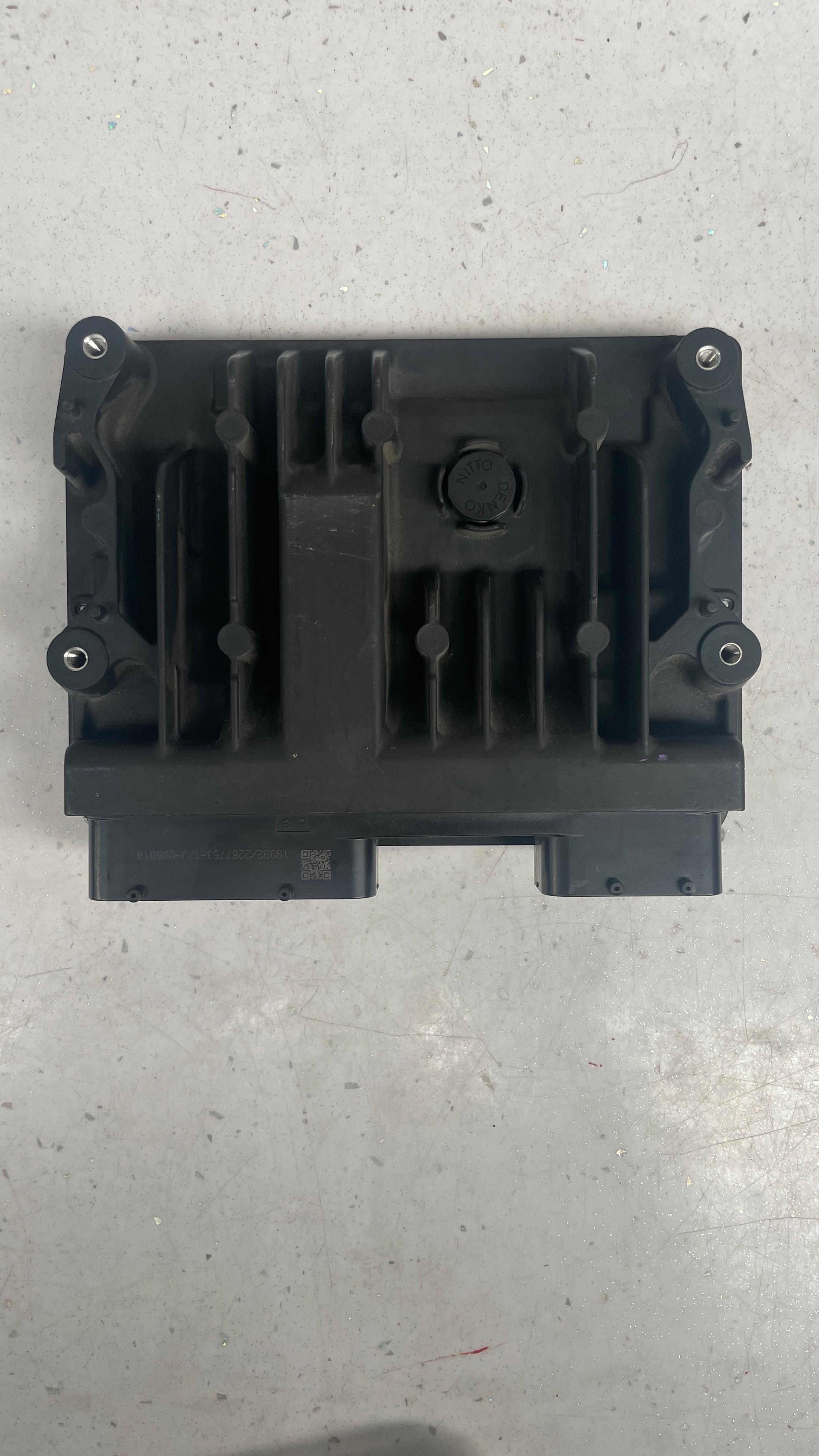 89661-0R690 TOYOTA RAV4 ENGINE CONTROL UNIT ECU