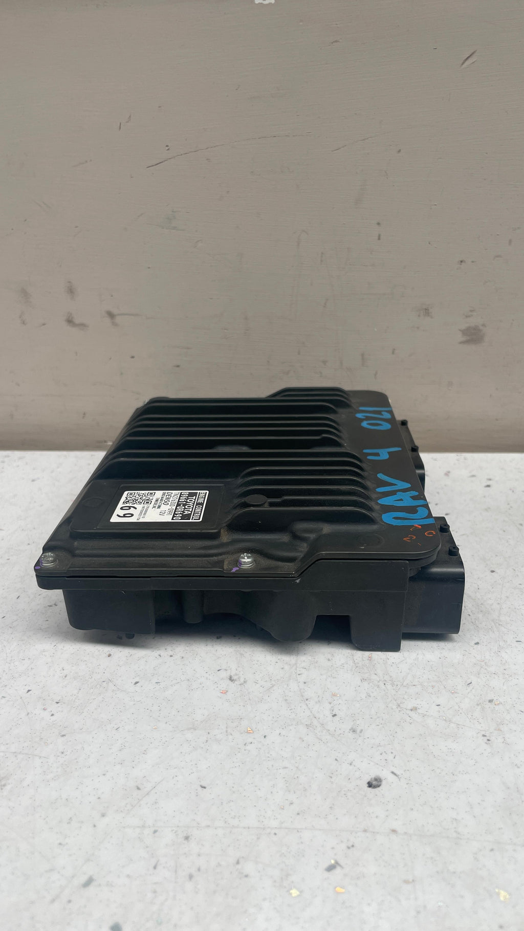89661-0R690 TOYOTA RAV4 ENGINE CONTROL UNIT ECU