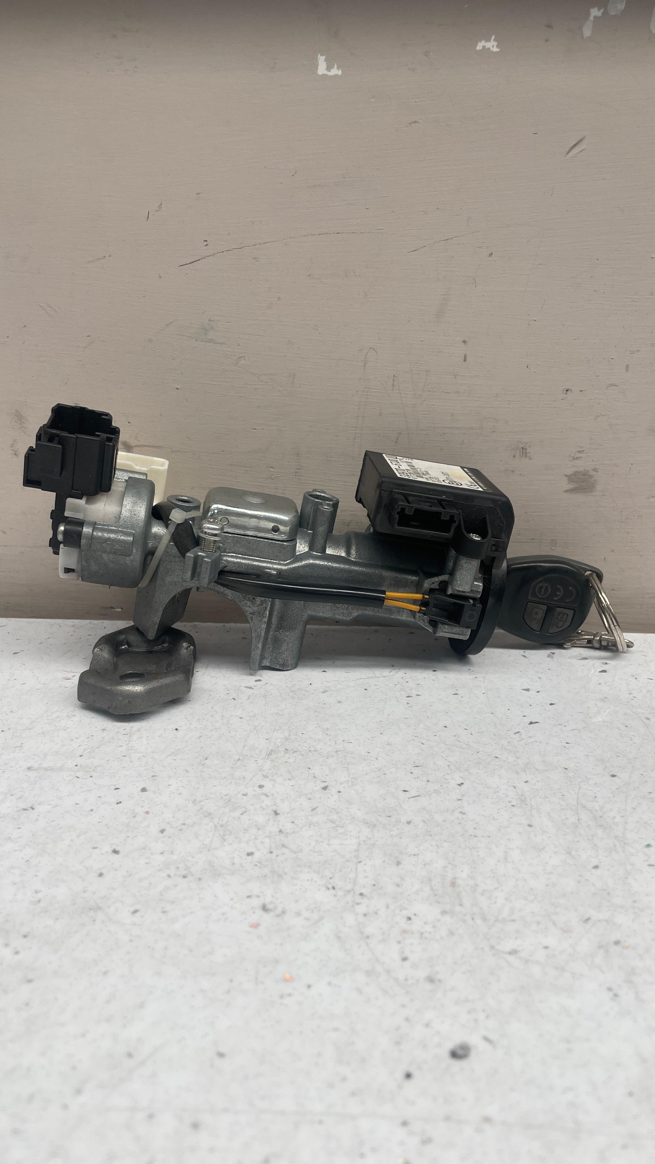 33970-67J0 SUZUKI IGNITION LOCK KEY