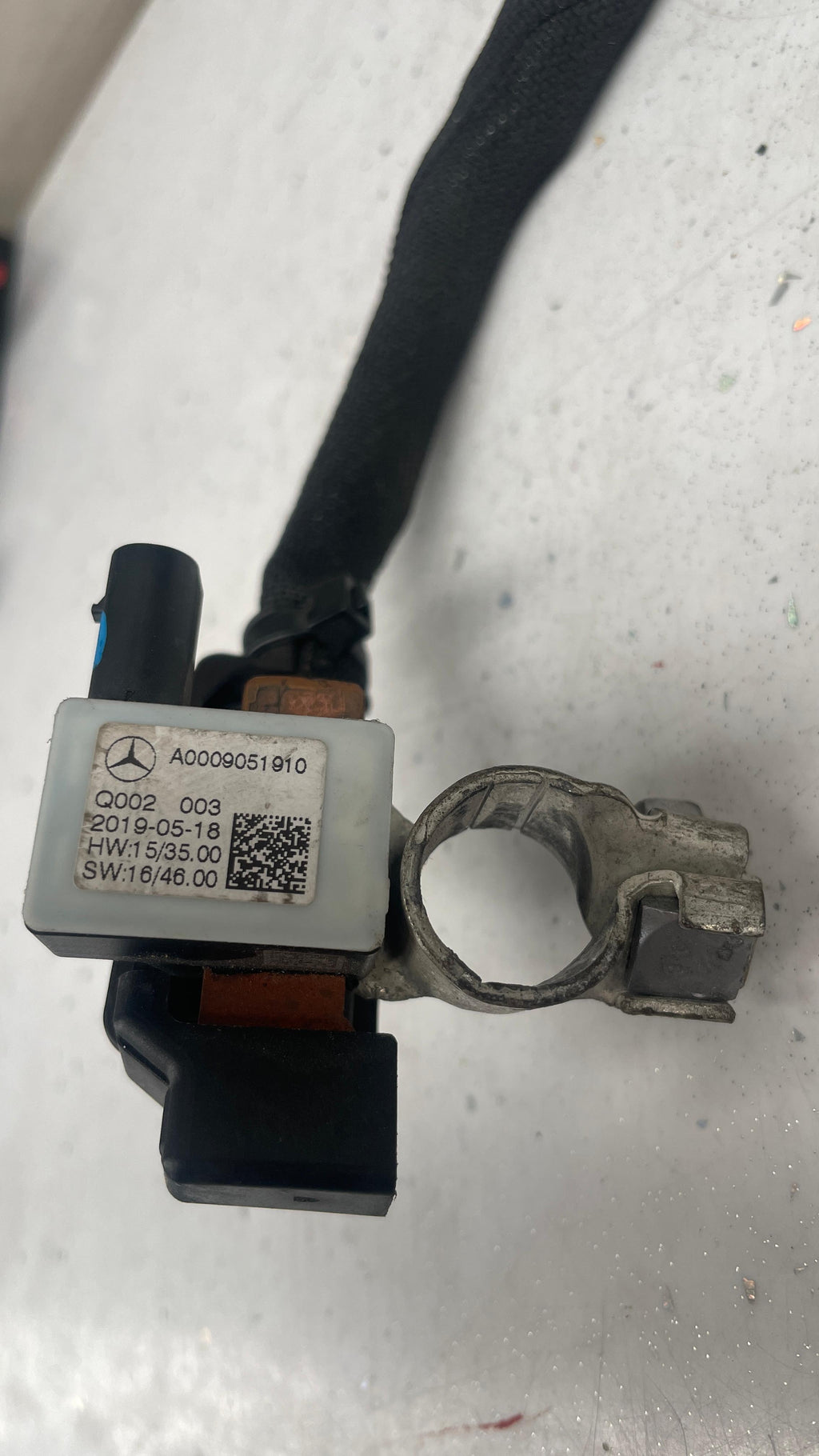 A0009051910 MERCEDES BATTERY SENSOR / GROUND CABLE SENSOR