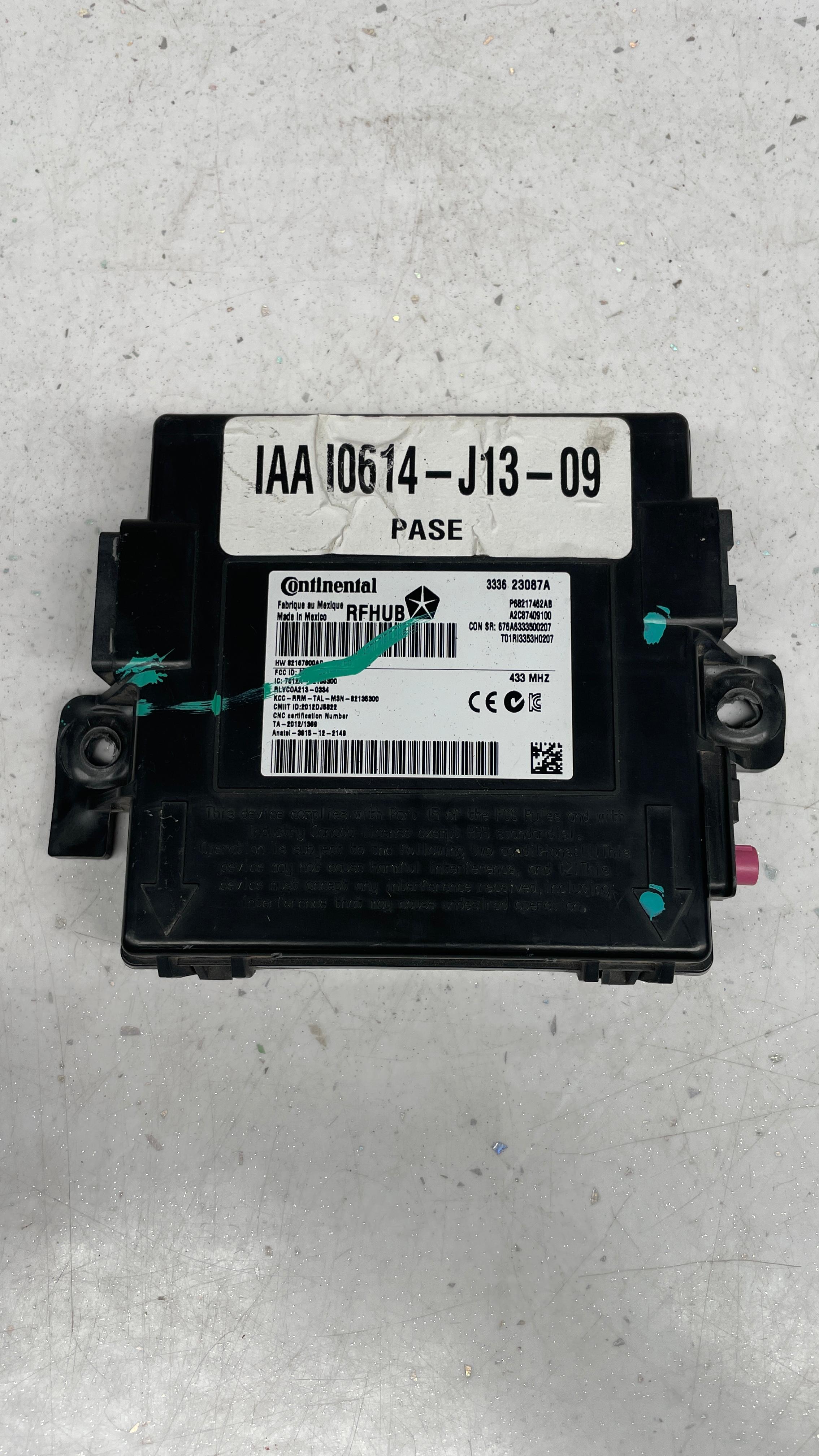 IAAI0614-J13-09 JEEP KEYLESS ENTRY