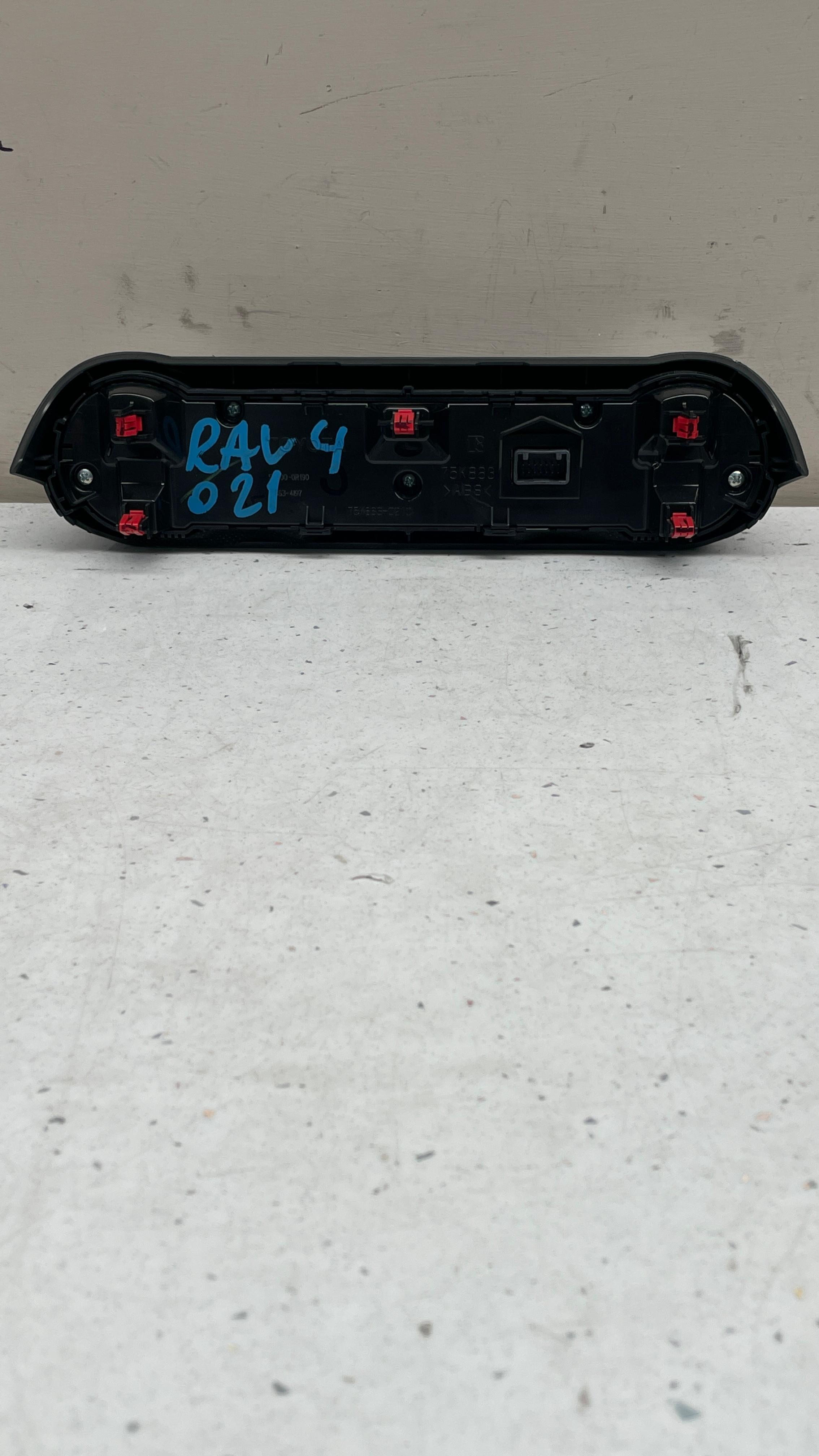 75K863-0210 TOYOTA CLIMATE CONTROL PANEL