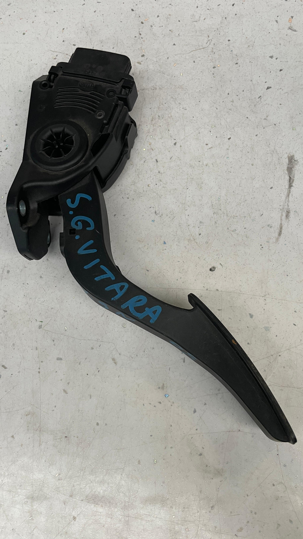 5900-65J01 SUZUKI ACCELERATOR PEDAL