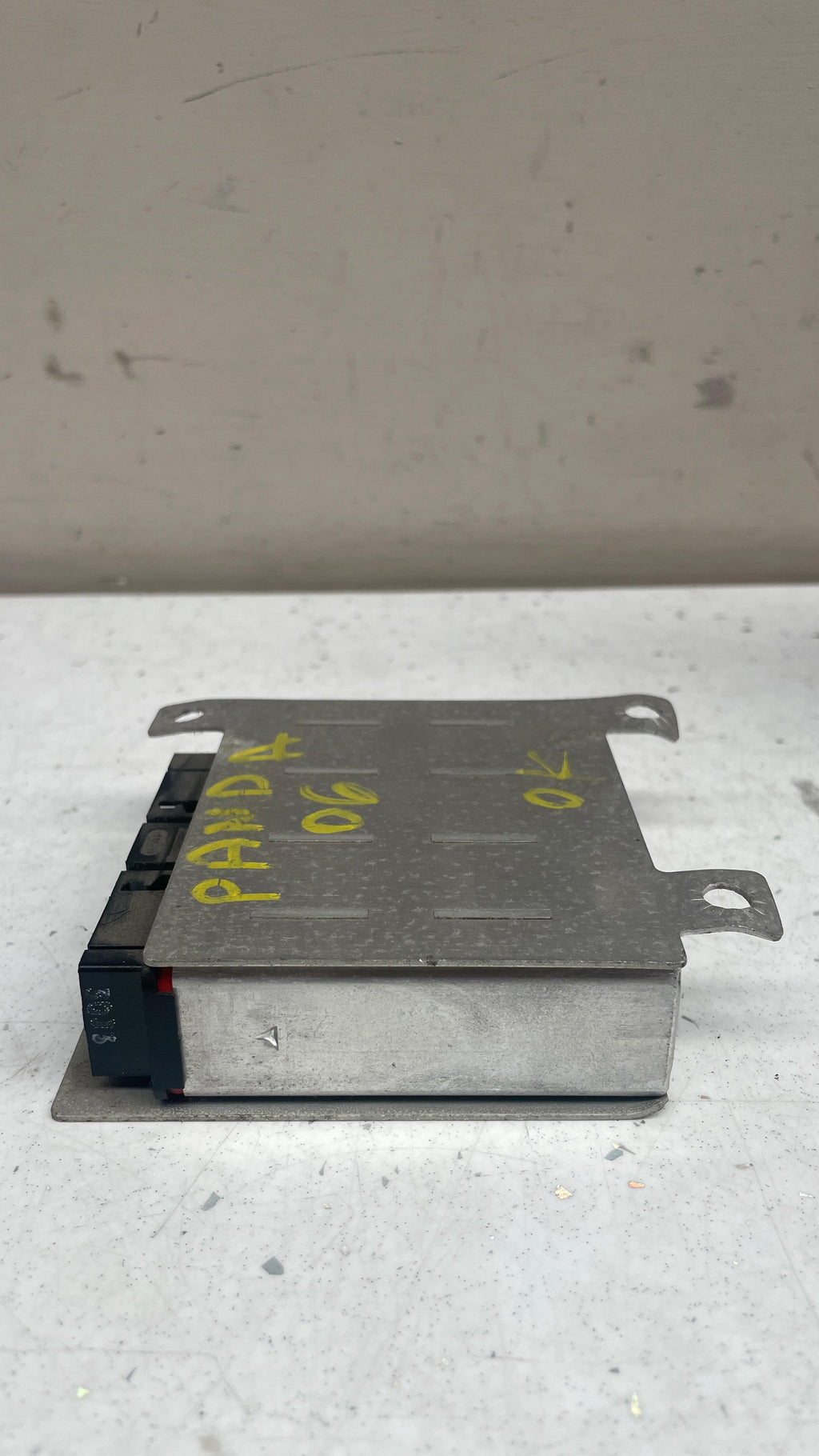 46807549 FIAT SRS CONTROL MODULE ECU