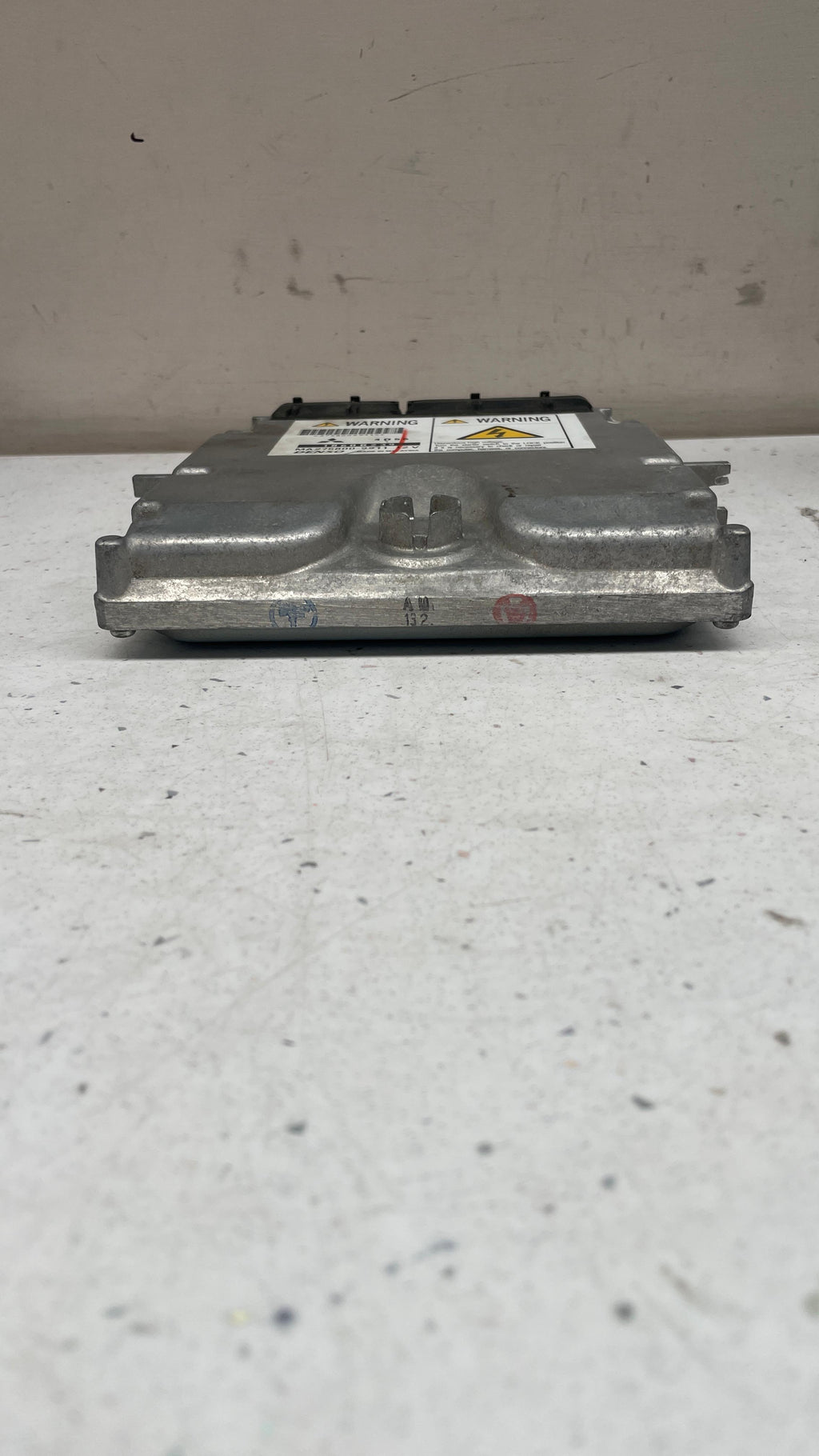 MA275800-9911 MITSUBISHI ENGINE CONTROL UNIT