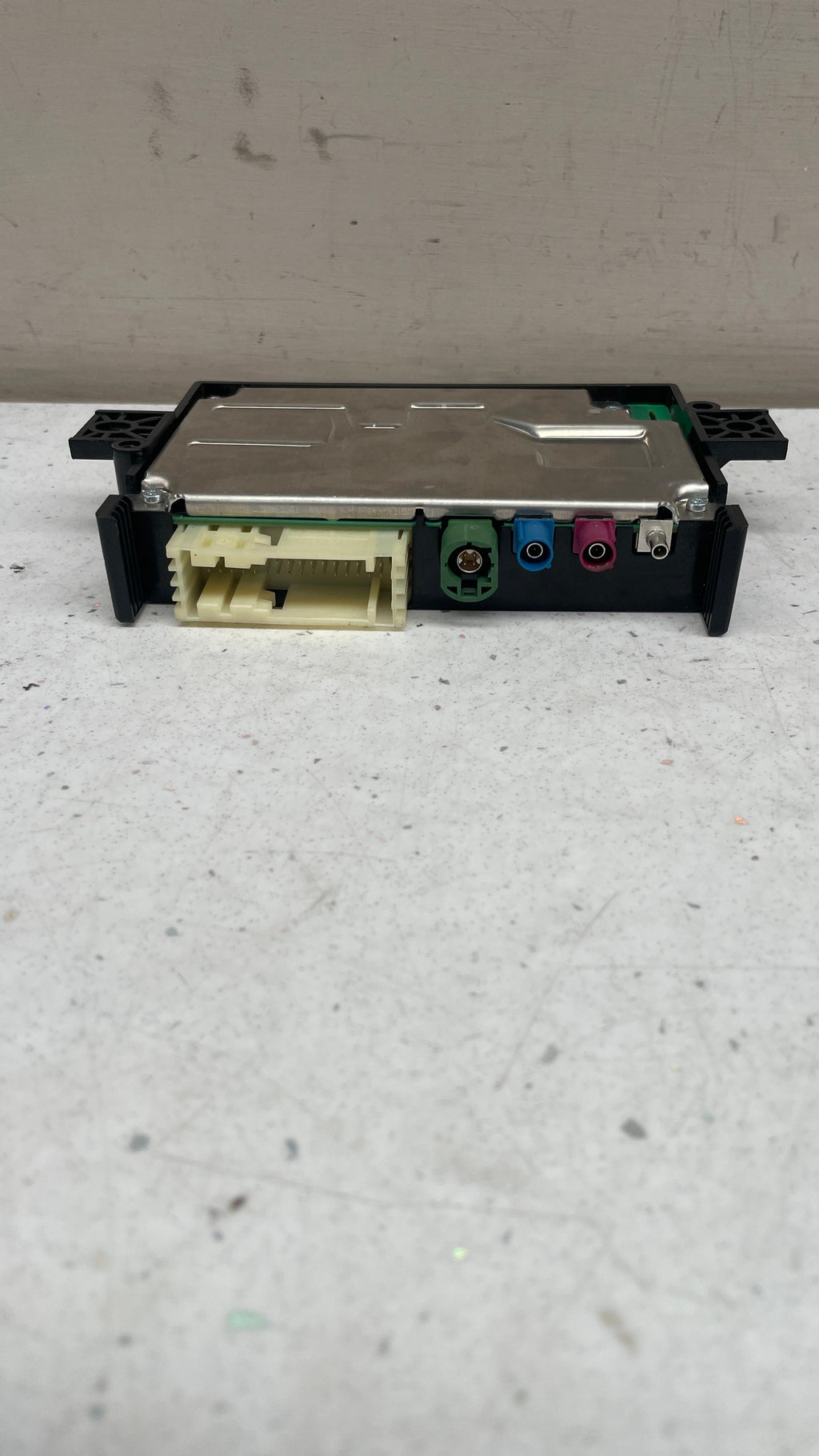 A2229006115 MERCEDES COMMUNICATION CONTROL UNIT