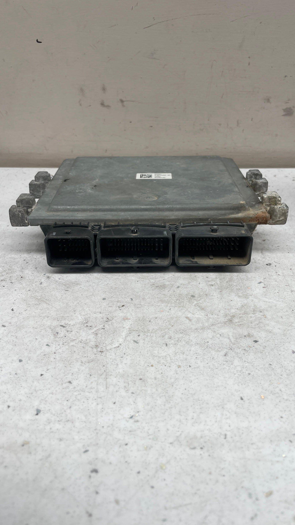 A6079001800 MERCEDES ENGINE CONTROL ECU