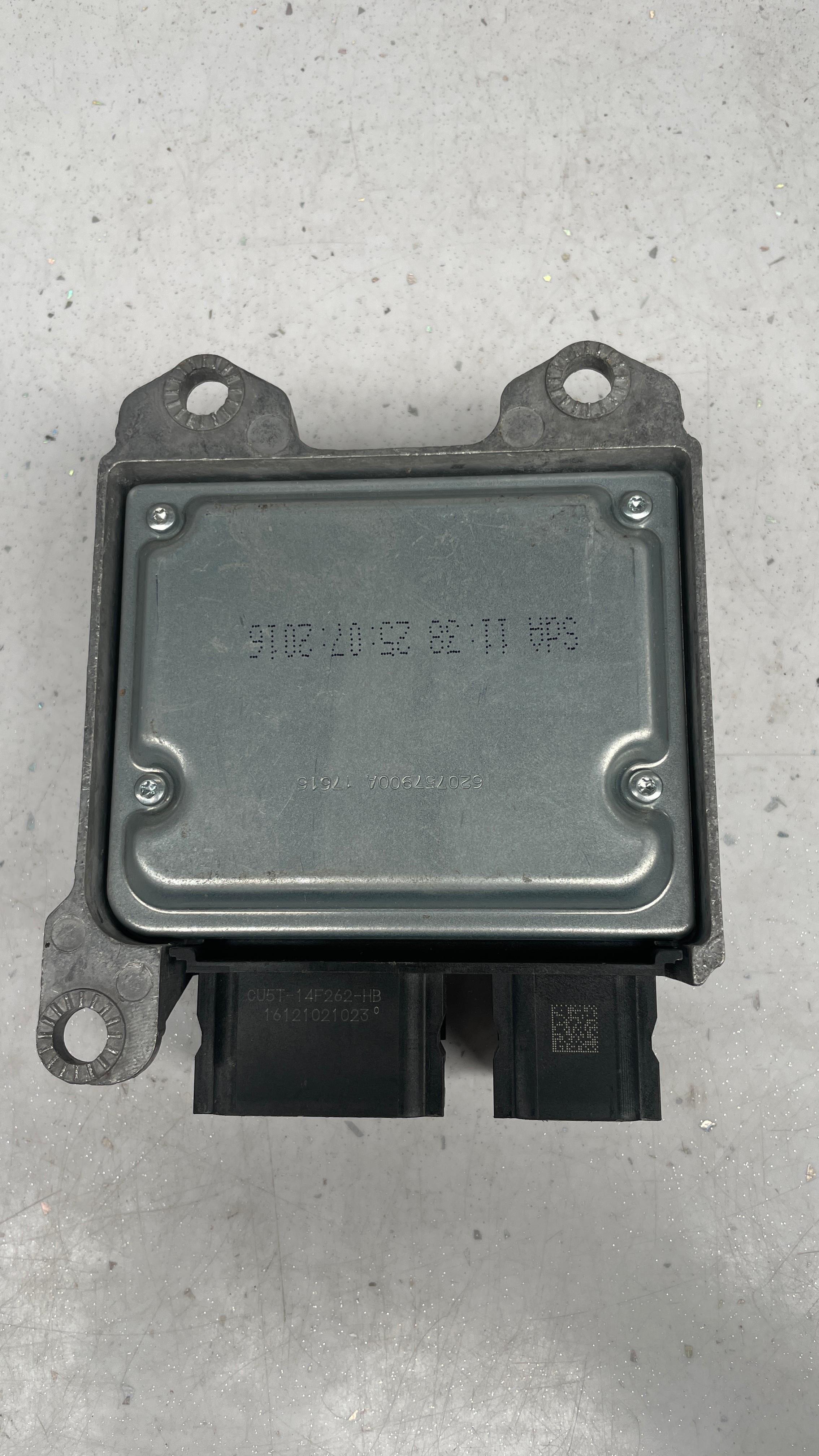 GK62-14D374-AA LAND ROVER SRS CONTROL MODULE