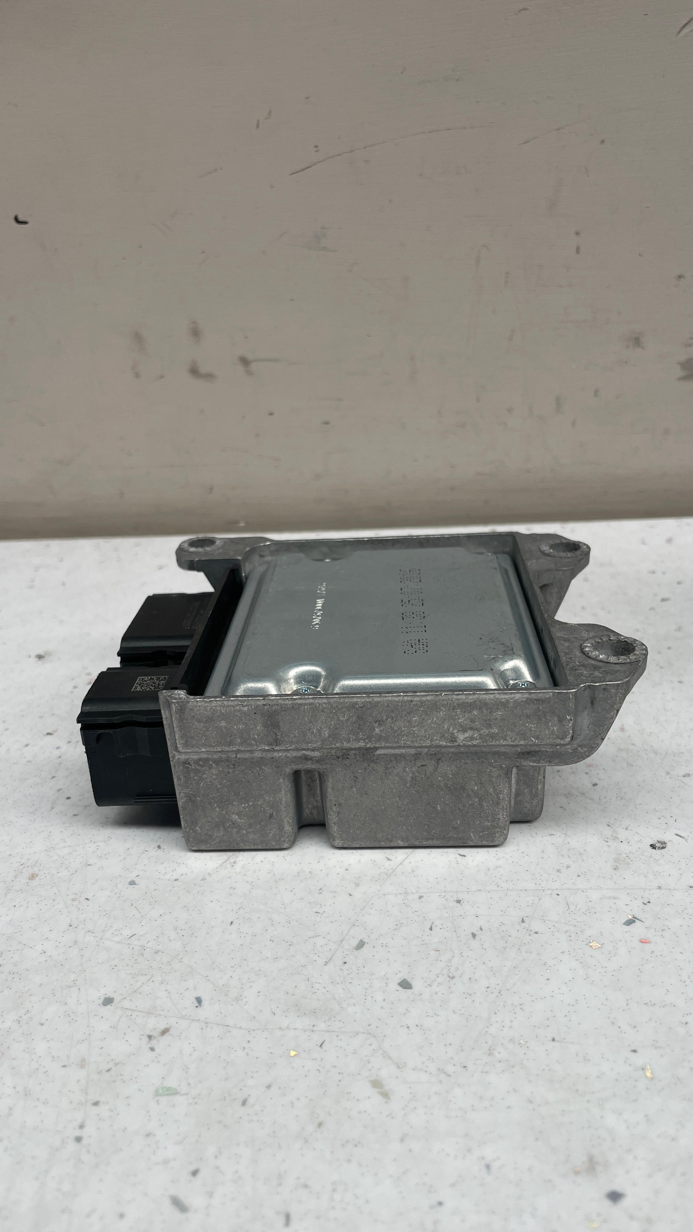 GK62-14D374-AA LAND ROVER SRS CONTROL MODULE