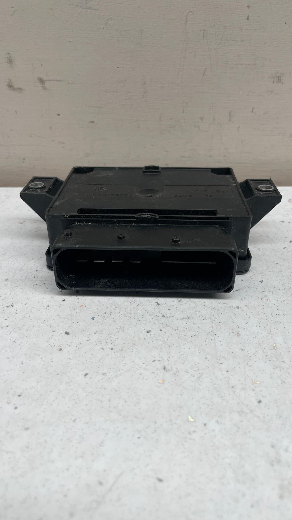 FW93-2C491-AB LAND ROVER PARKING BRAKE CONTROL
