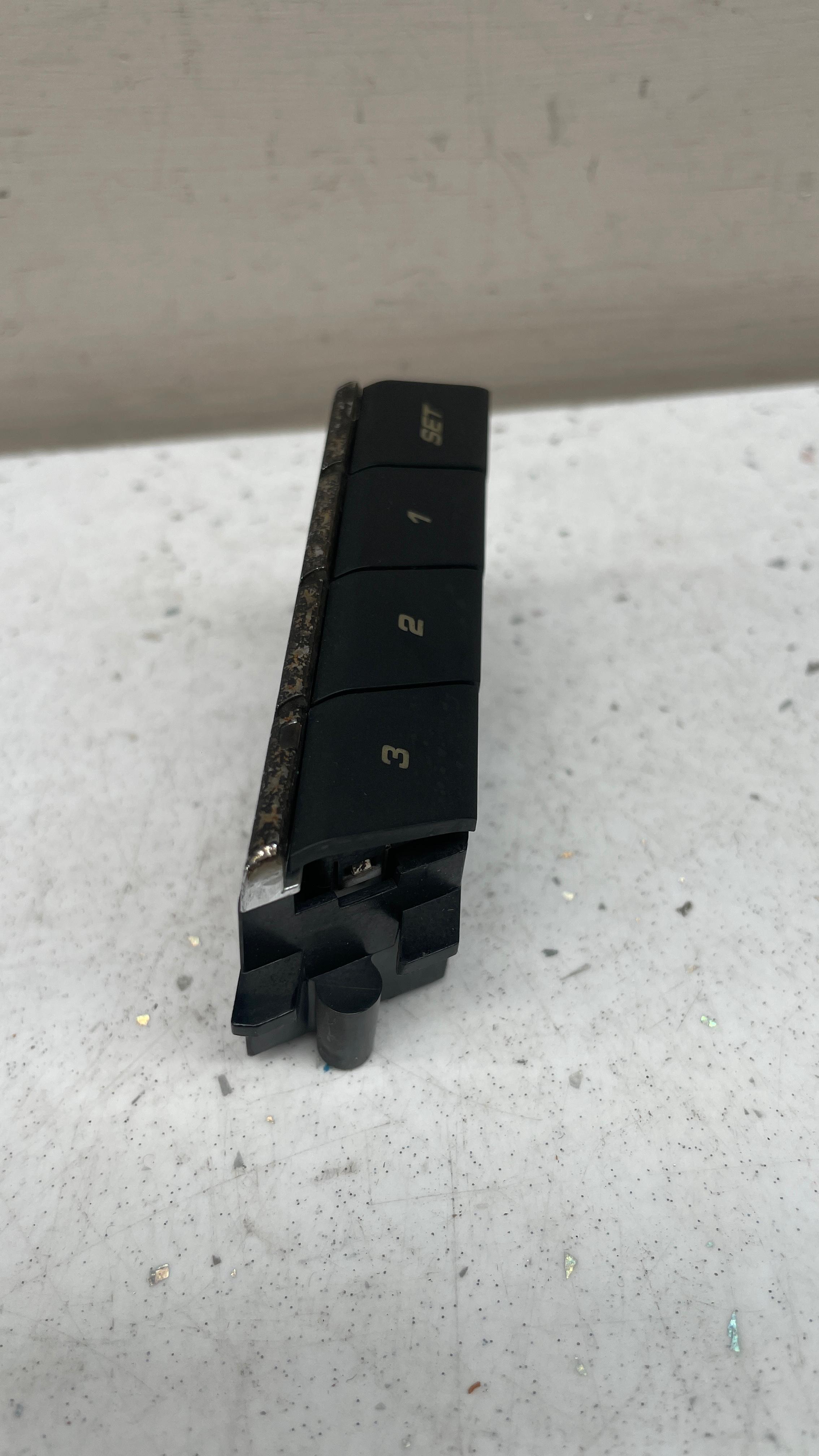 97061310650 PORSCHE MEMORY SWITCH CONTROL