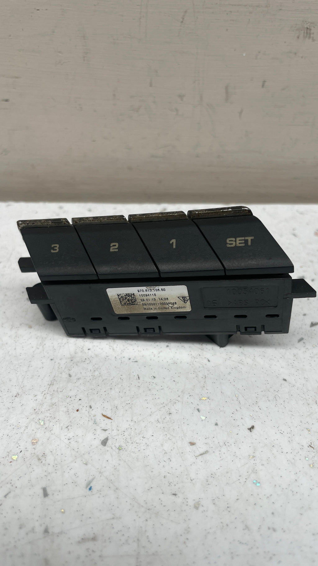 97061310650 PORSCHE MEMORY SWITCH CONTROL