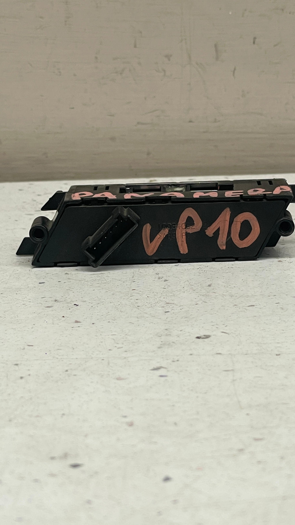97061310650 PORSCHE MEMORY SWITCH CONTROL