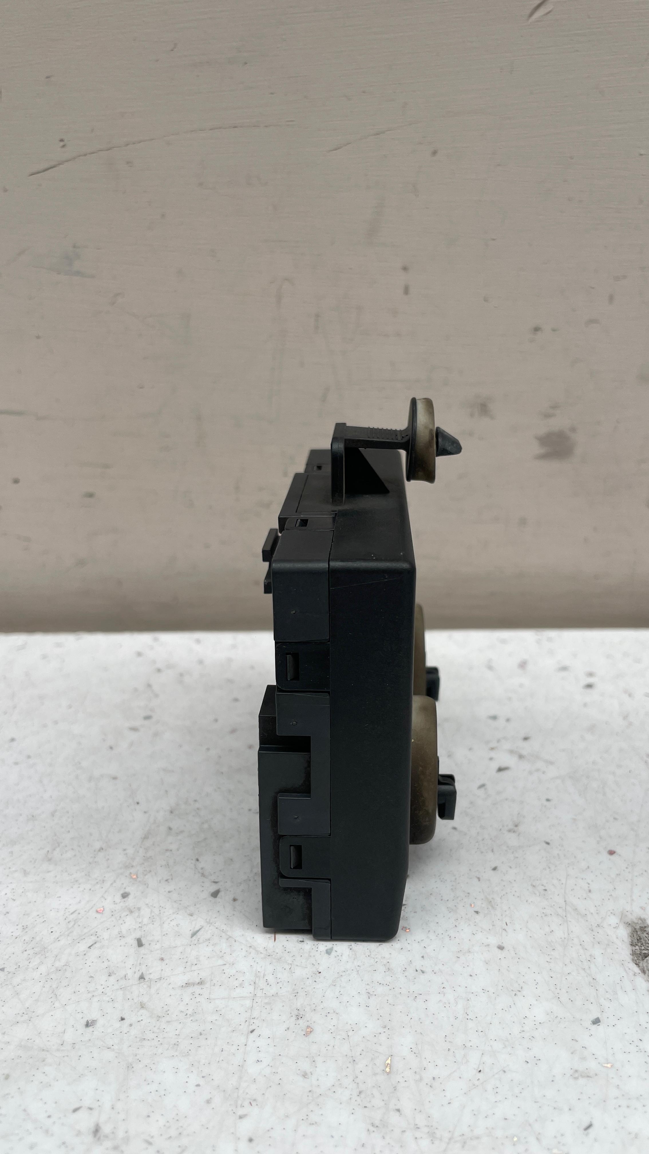 4H0959793Q PORSCHE LEFT FRONT DOOR CONTROL