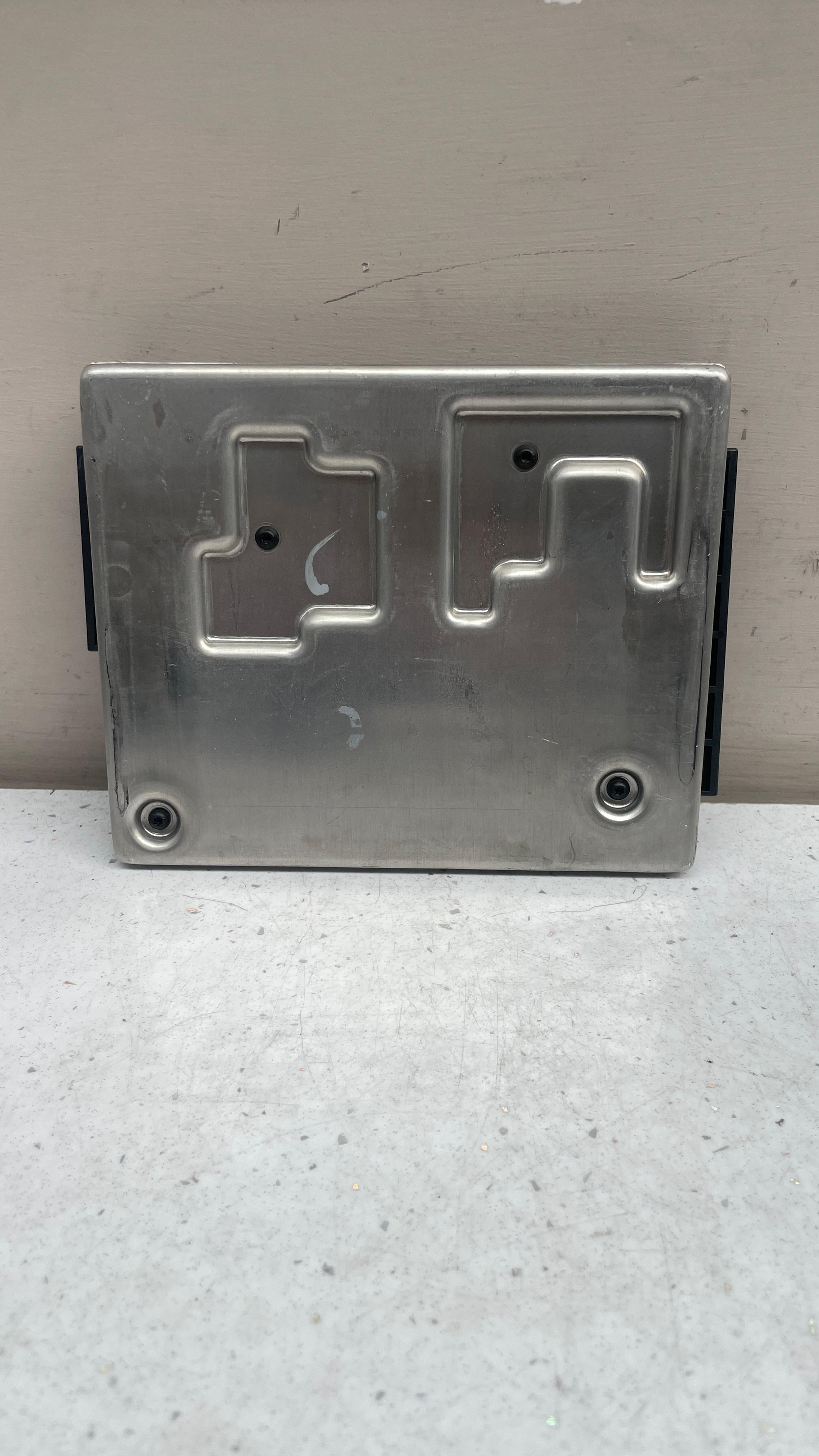 7PP907279N  PORSCHE REAR BODY CONTROL MODULE BCM