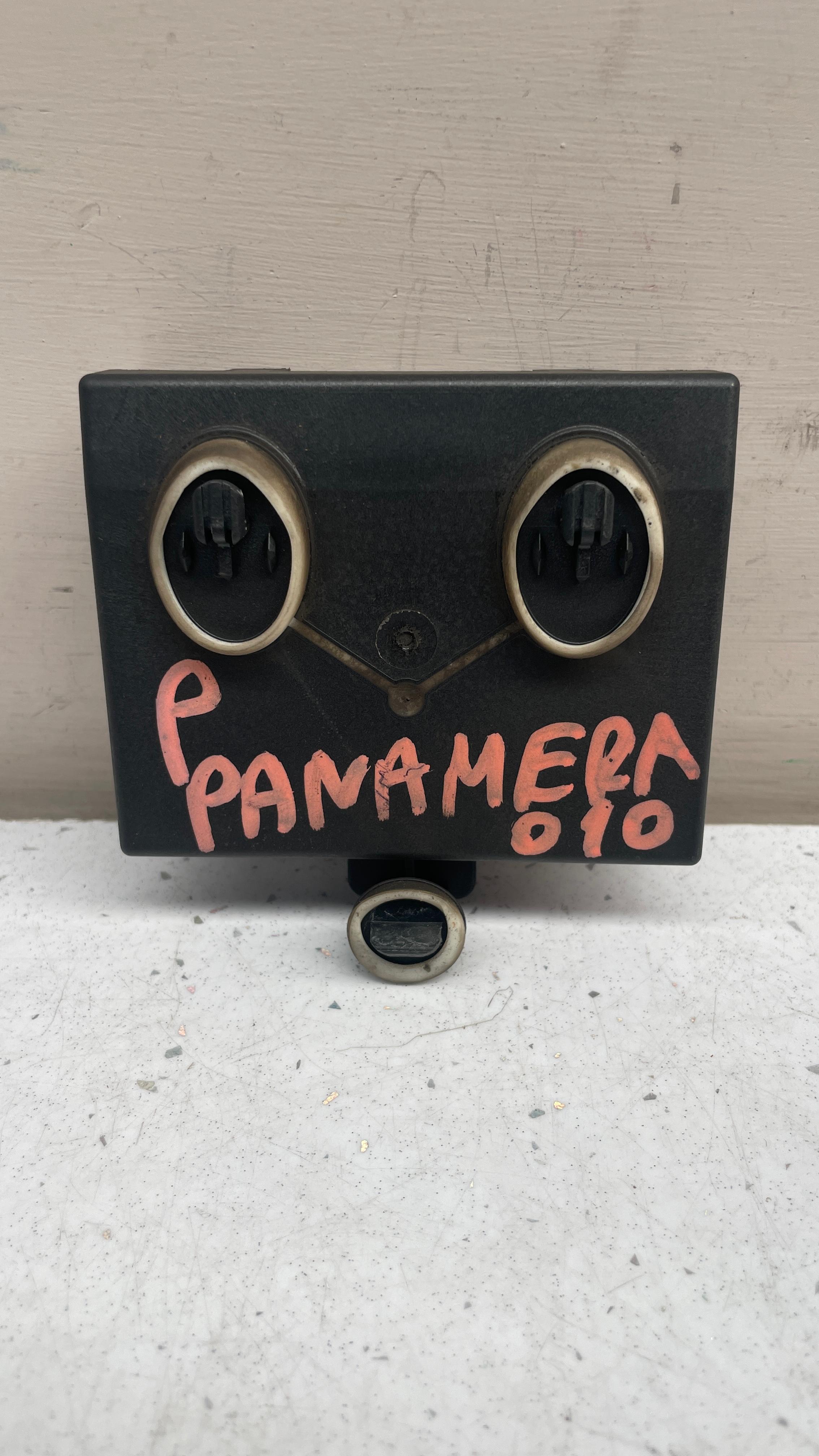 4H0959792N PORSCHE ELECTRONIC DOOR CONTROL