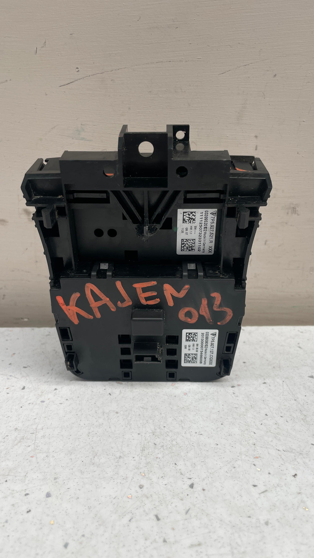 7P5927521R PORSCHE SUSPENSION MODE SELECTOR SWITCH
