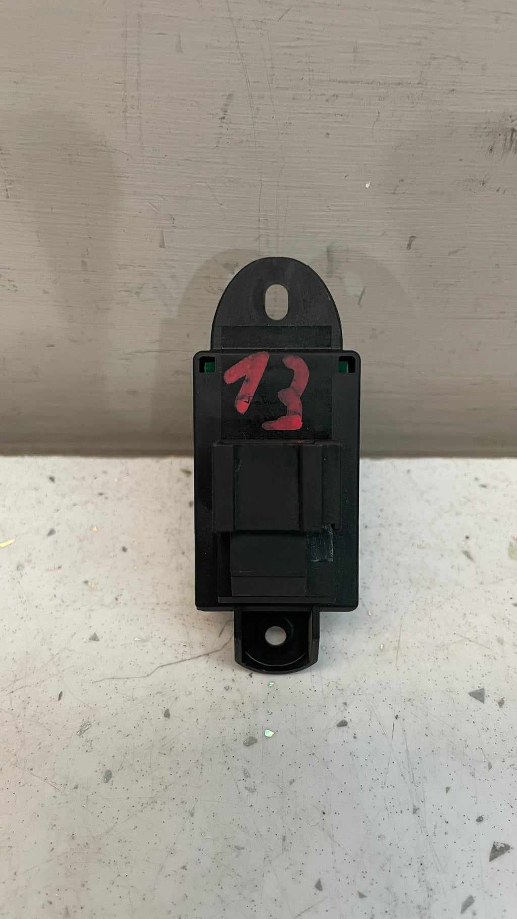 7P5927225 PORSCHE ELECTRONIC PARKING BRAKE BUTTON SWITCH