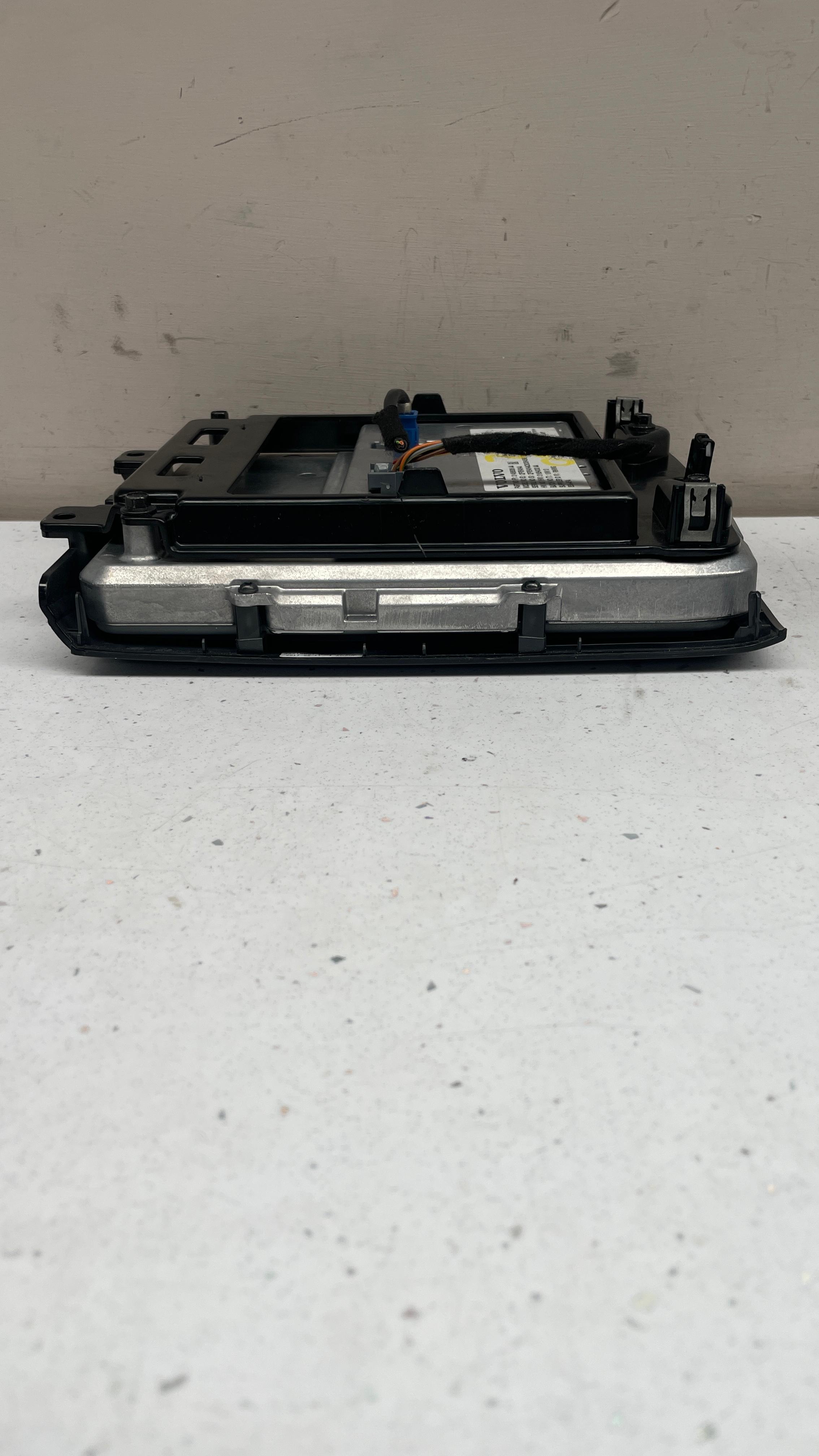 31456506AA VOLVO NAVIGATION DISPLAY SCREEN
