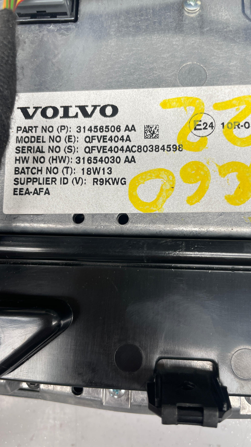 31456506AA VOLVO NAVIGATION DISPLAY SCREEN
