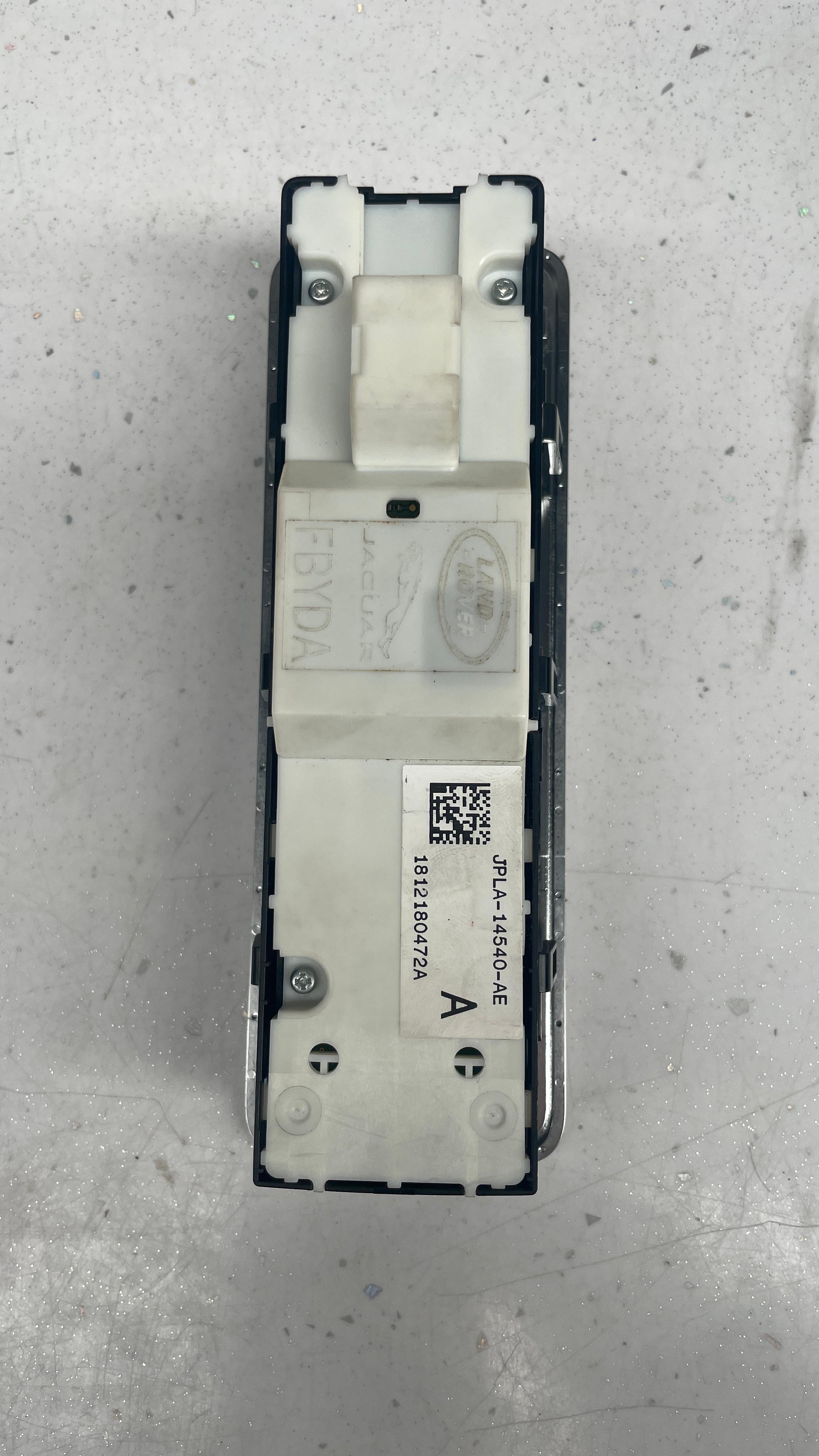 JPLA-14540-AE LAND ROVER DRIVER WINDOW SWITCH