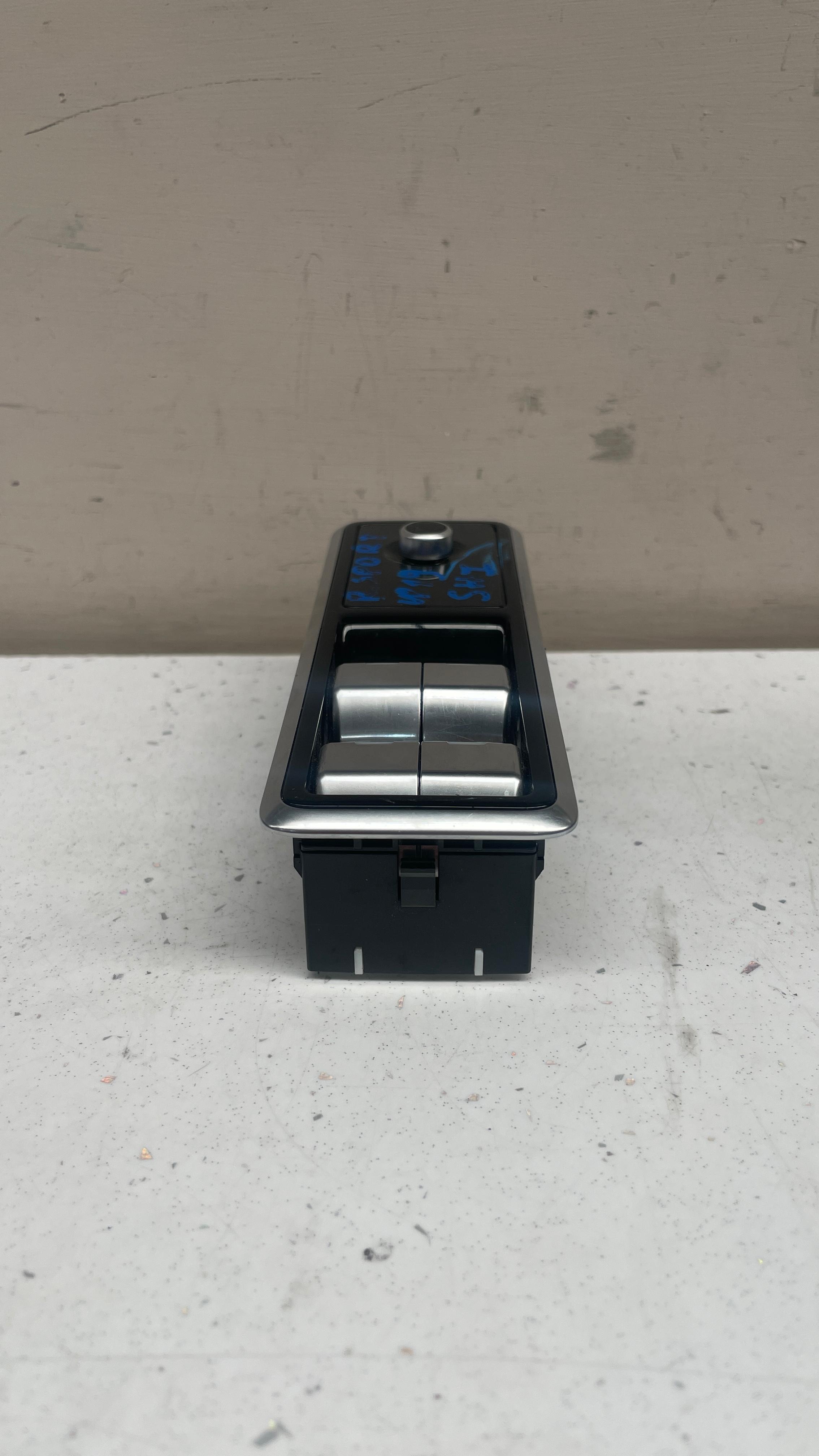 JPLA-14540-AE LAND ROVER DRIVER WINDOW SWITCH