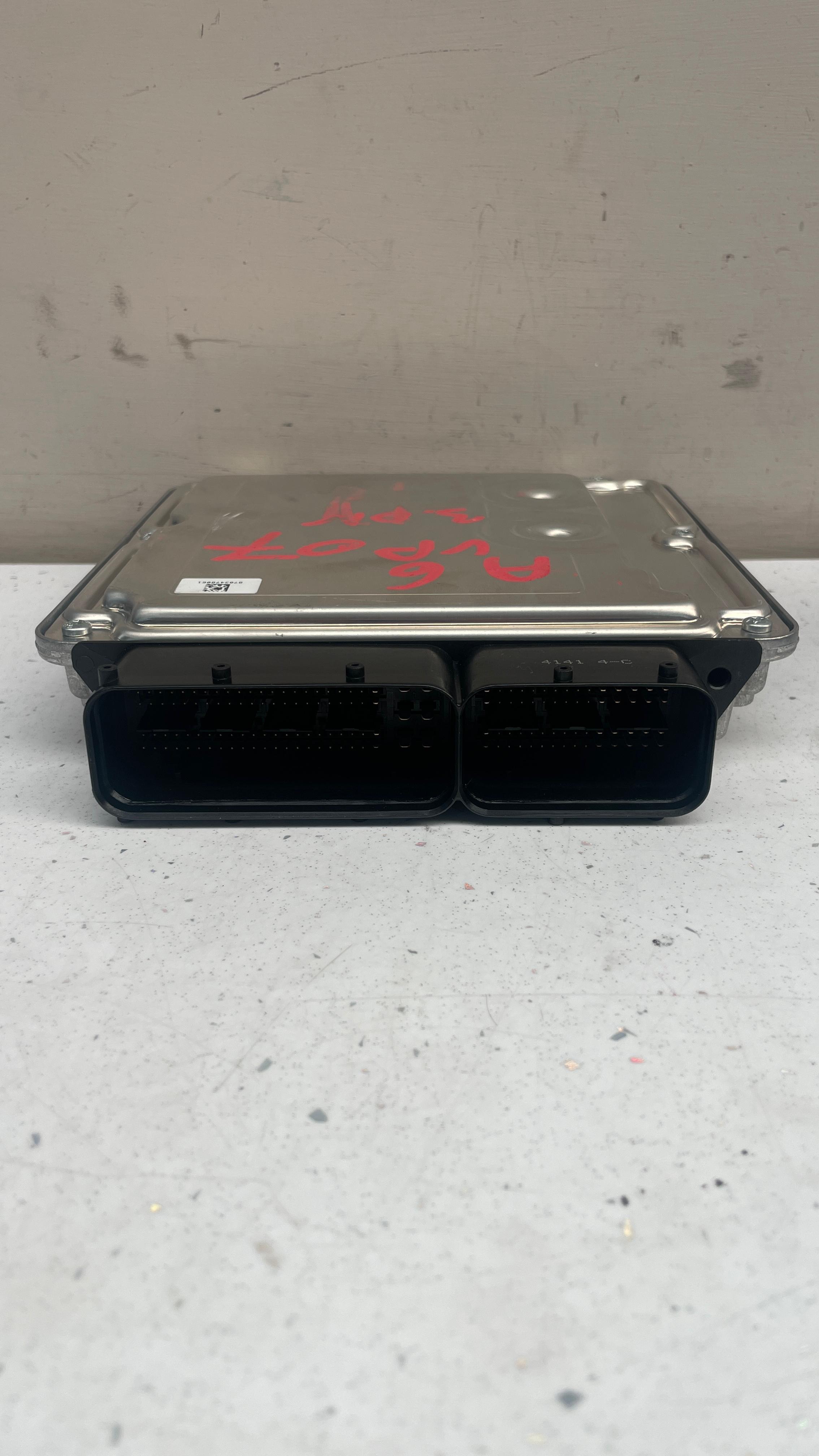 4F7910401L AUDI ENGINE CONTROL UNIT