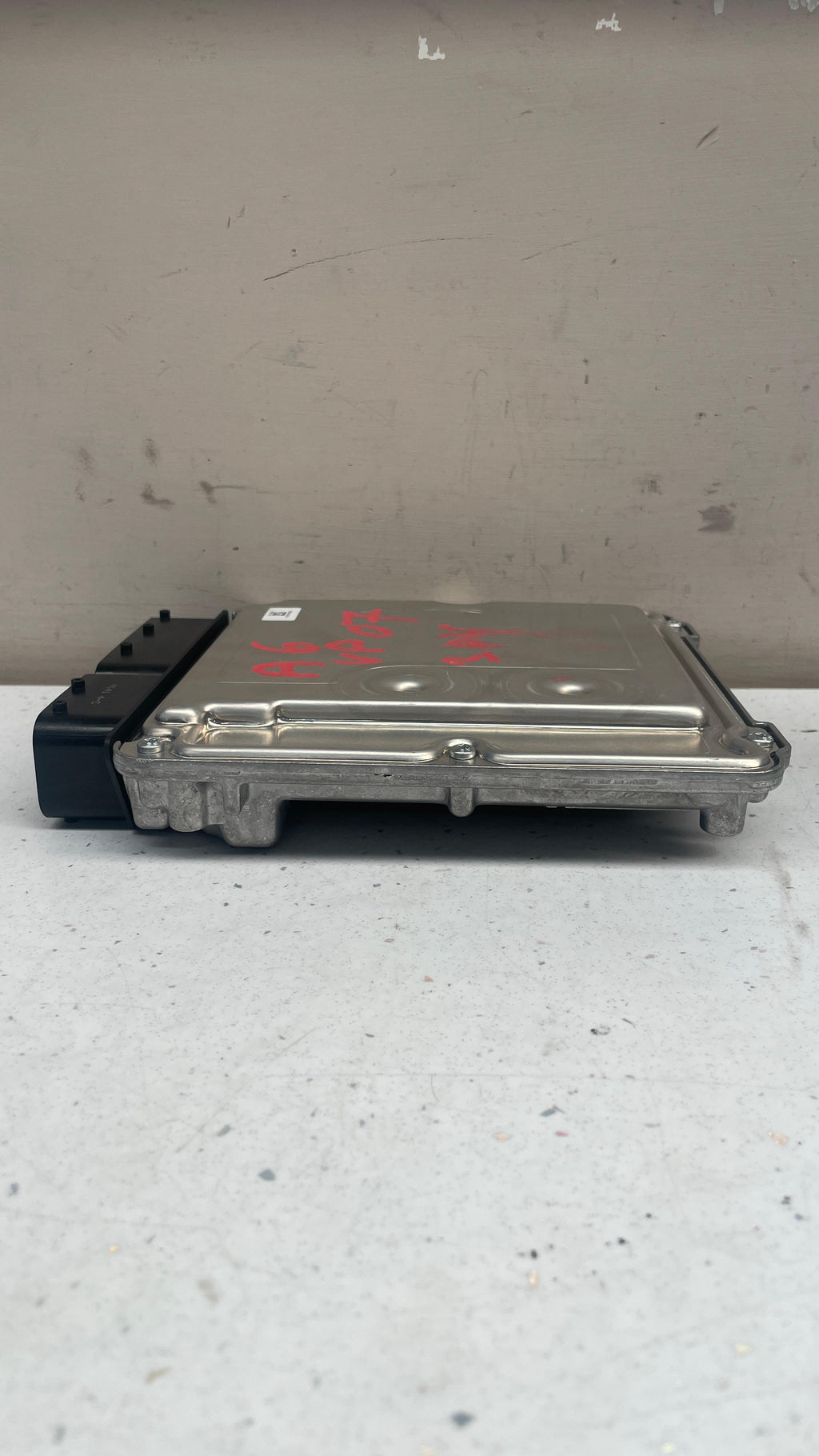 4F7910401L AUDI ENGINE CONTROL UNIT