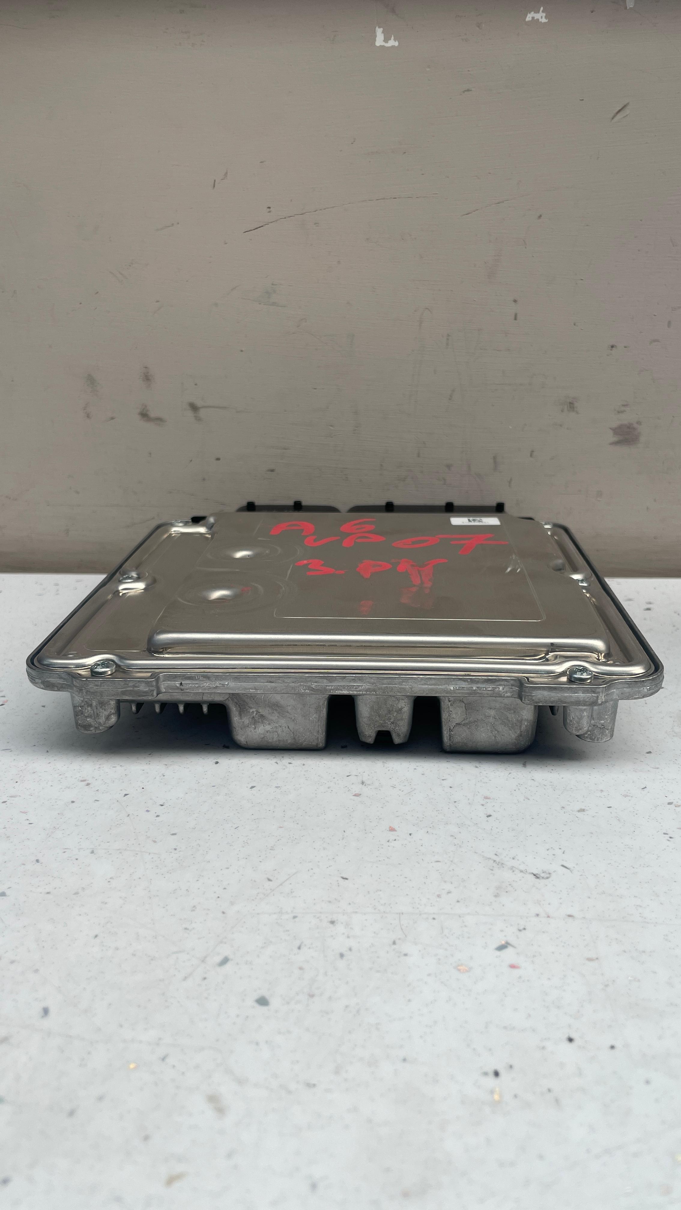 4F7910401L AUDI ENGINE CONTROL UNIT