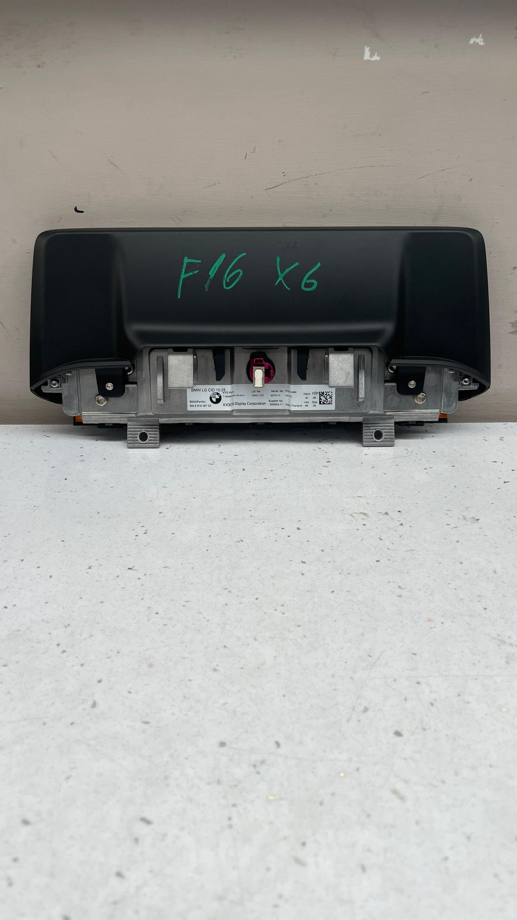 681638702 BMW NAVIGATION DISPLAY SCREEN