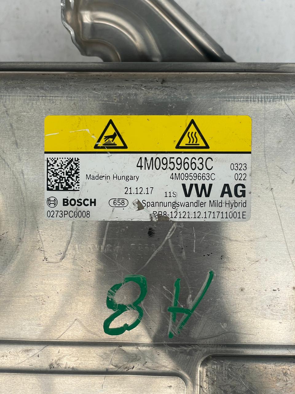 4M0959663C AUDI POWER INVERTER / VOLTAGE CONVERTER