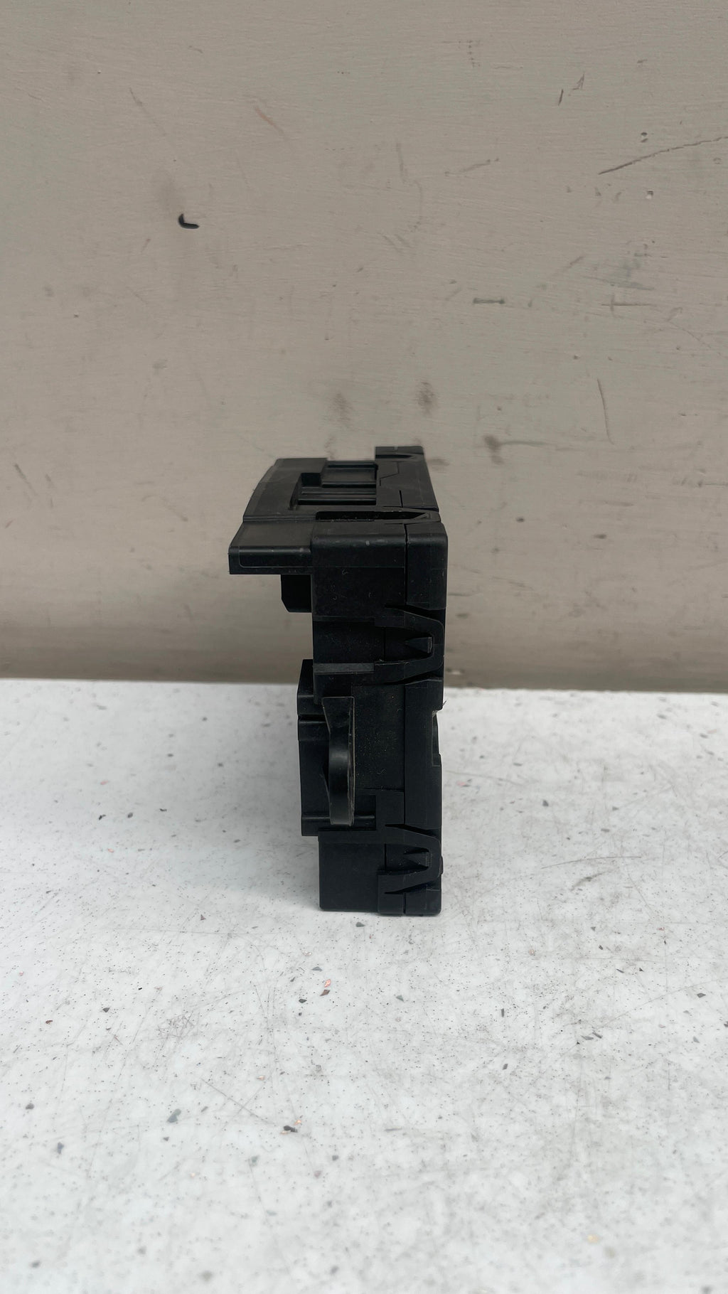 L8B2-14D618-AG LAND ROVER FRONT LEFT DOOR CONTROL