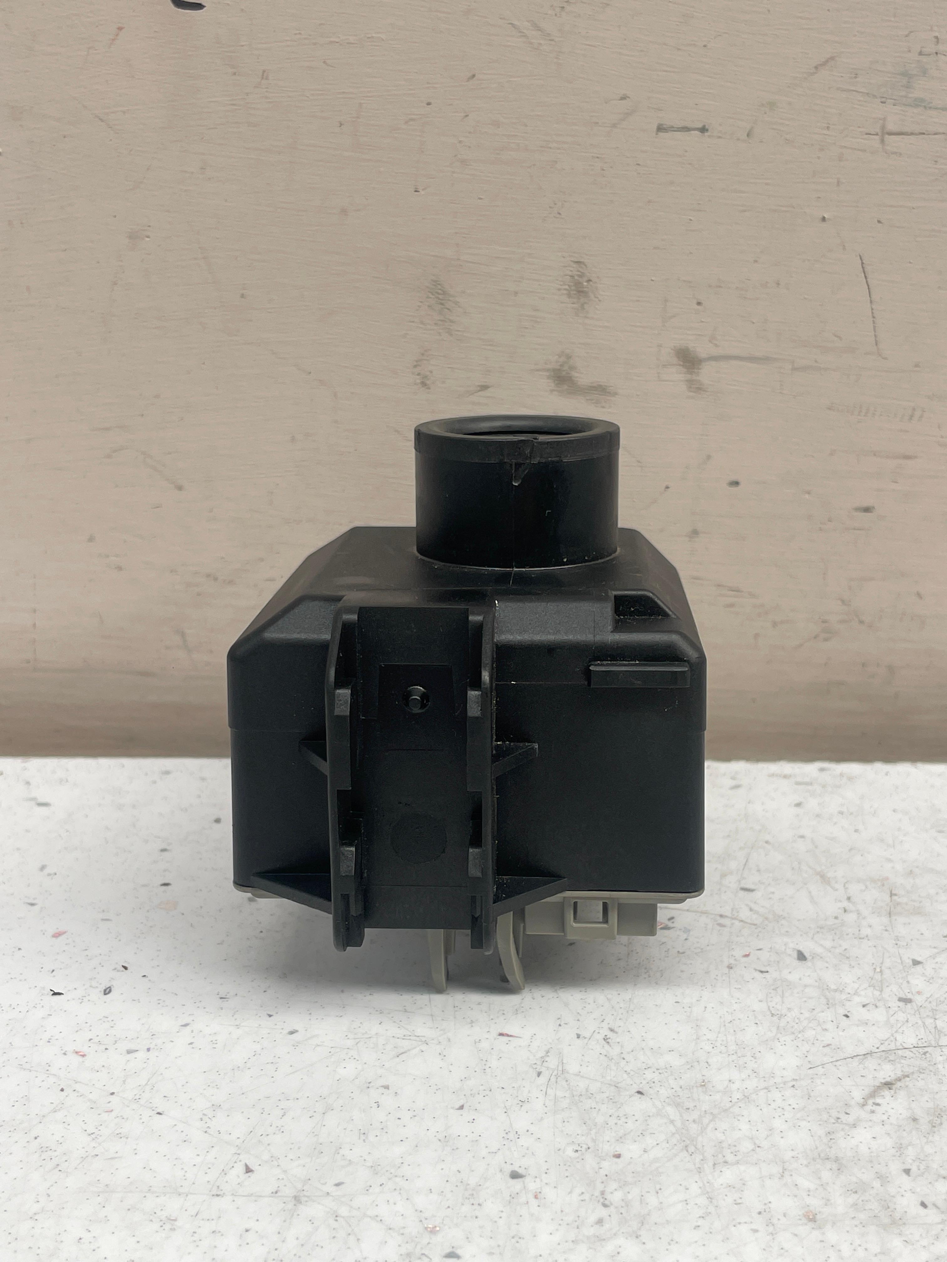 A2469058501 MERCEDES IGNITION KEY SWITCH